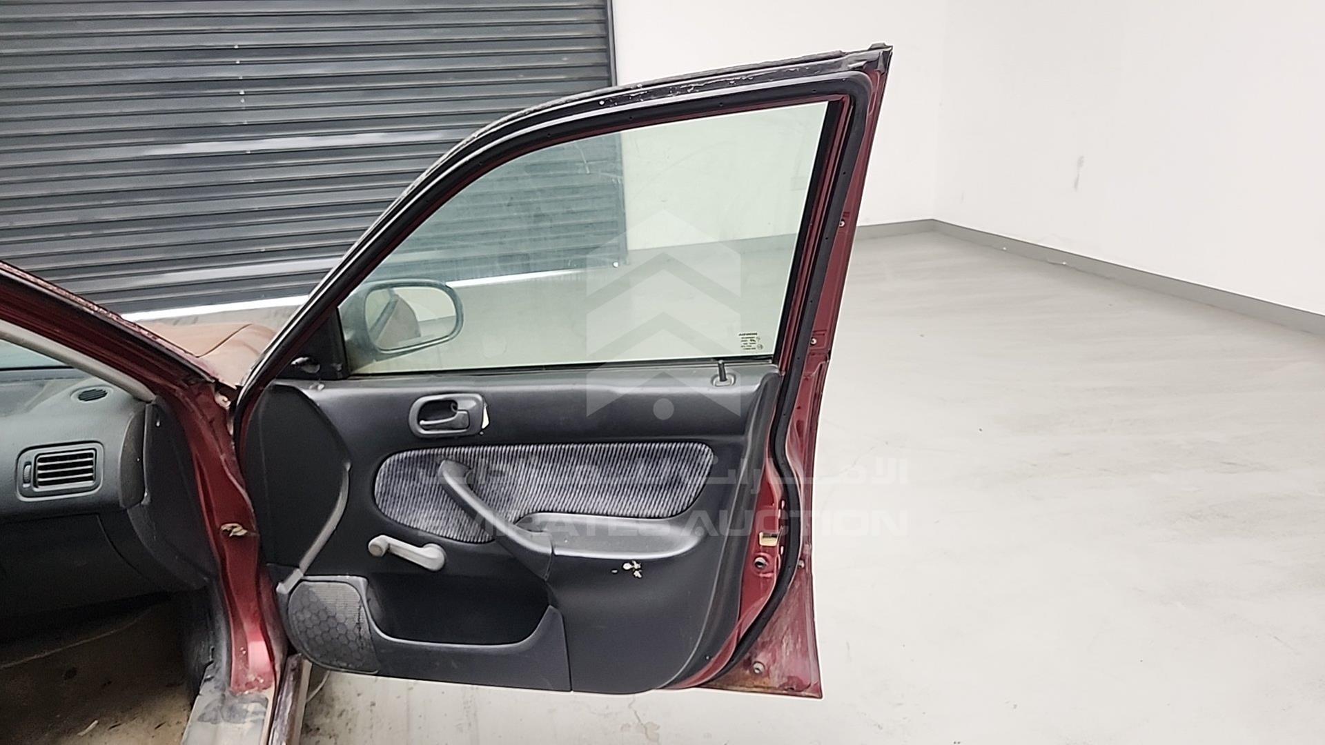 1998 HONDA CIVIC VIN: JHMEK3640WS030008