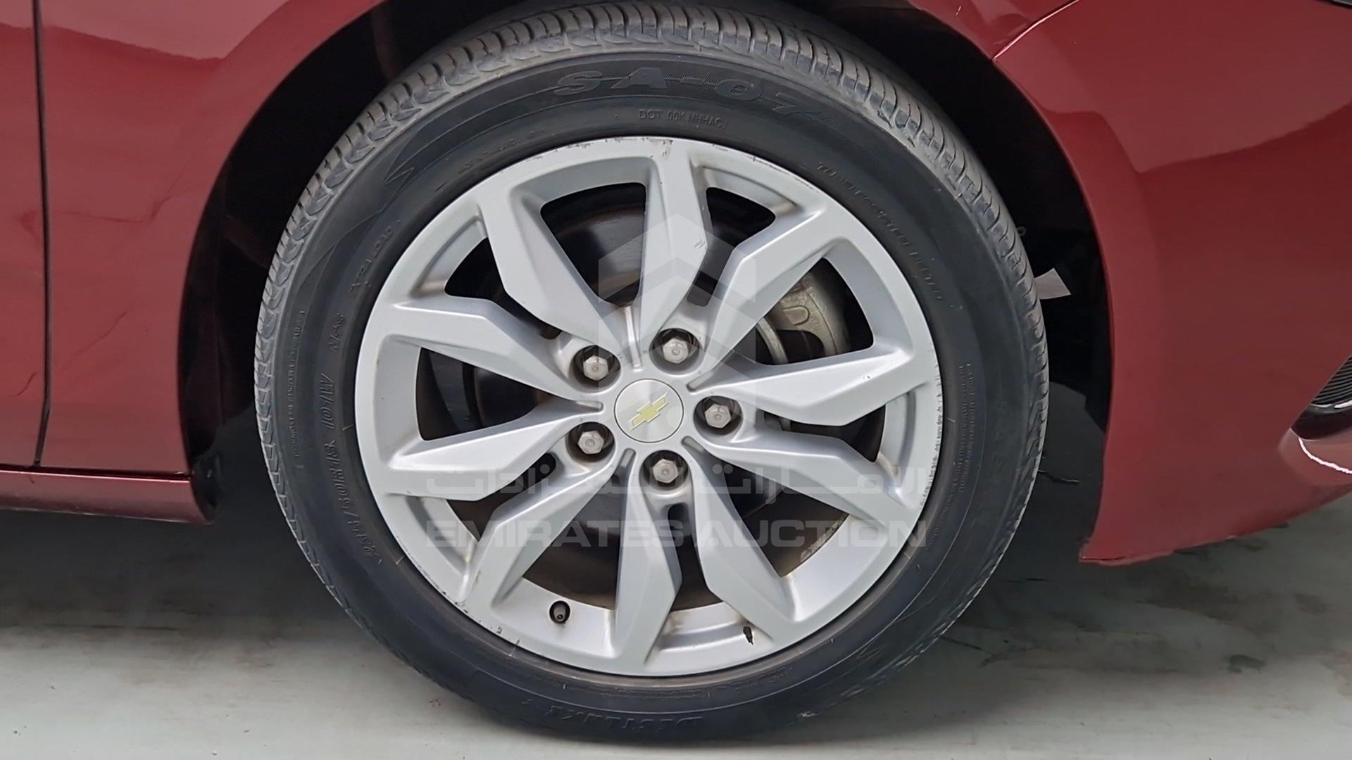2017 CHEVROLET IMPALA VIN: 1G1105SA0HU161355