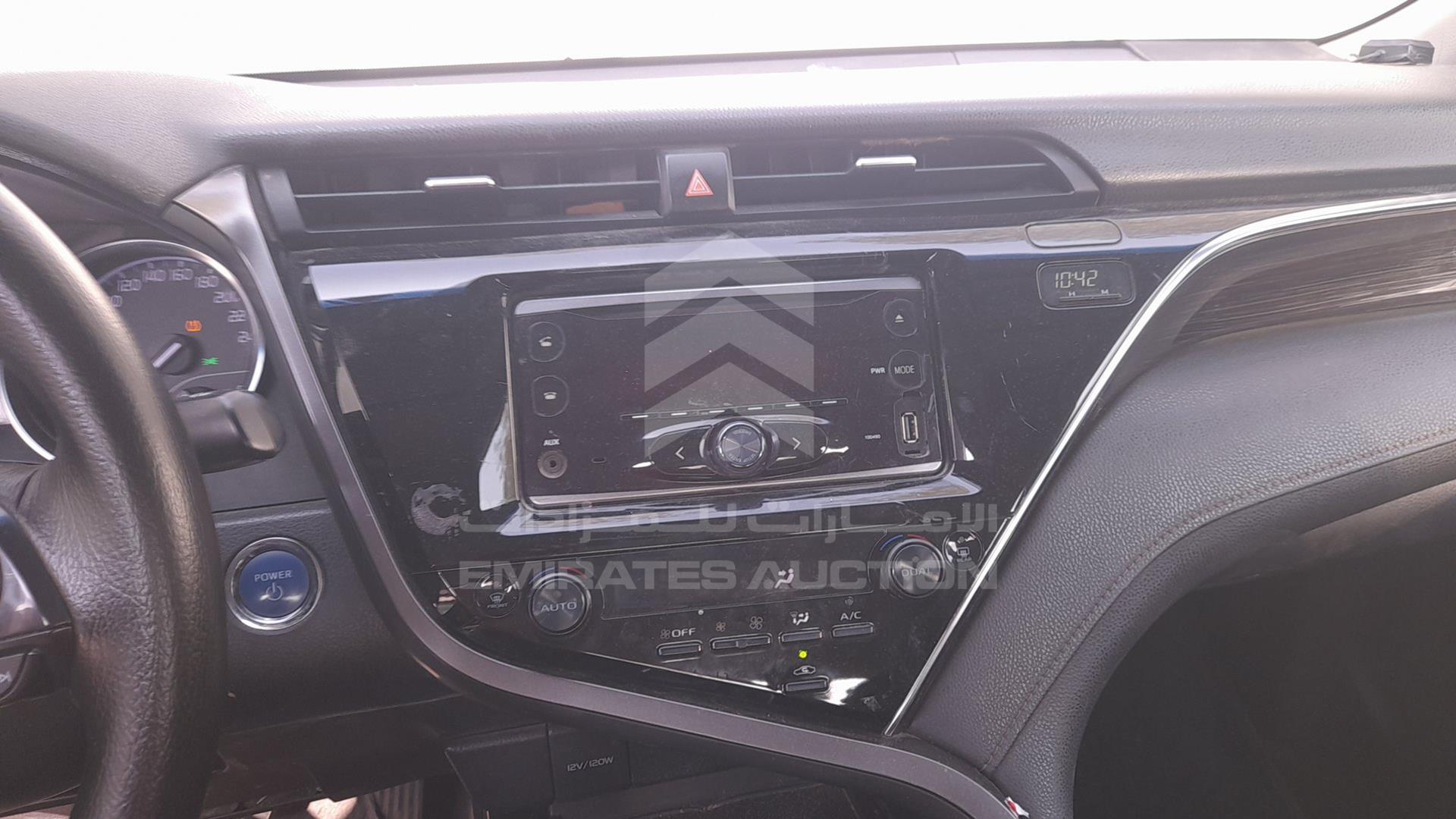 2018 TOYOTA CAMRY VIN: JTNB29HK9J3009823