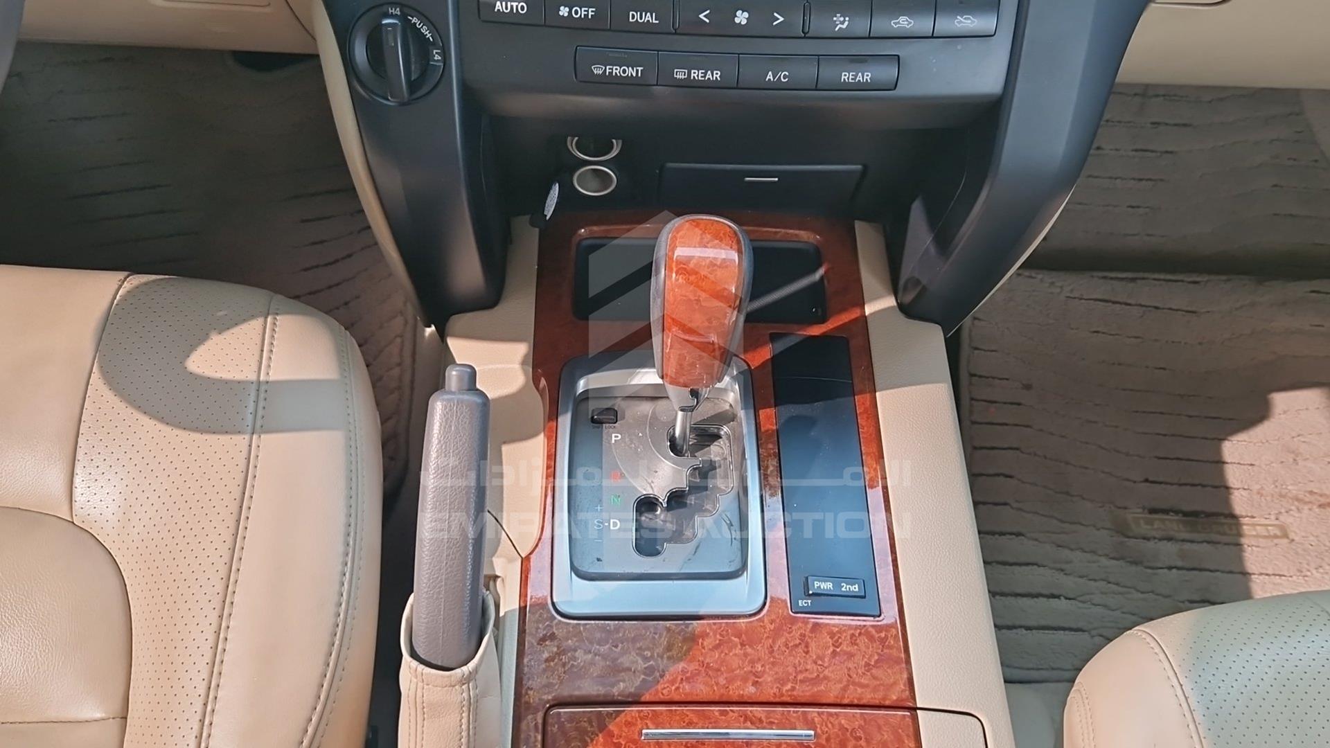 2014 TOYOTA LAND CRUISER VIN: JTMHX09J3E5041422
