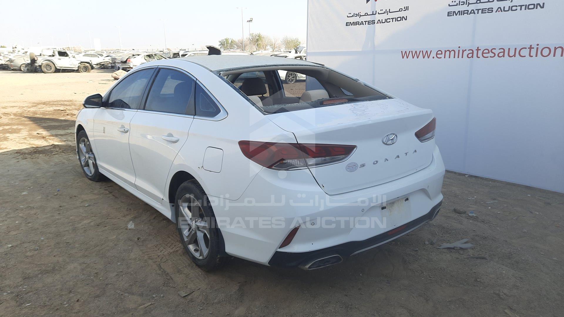2018 HYUNDAI SONATA VIN: KMHE241G0JA427706