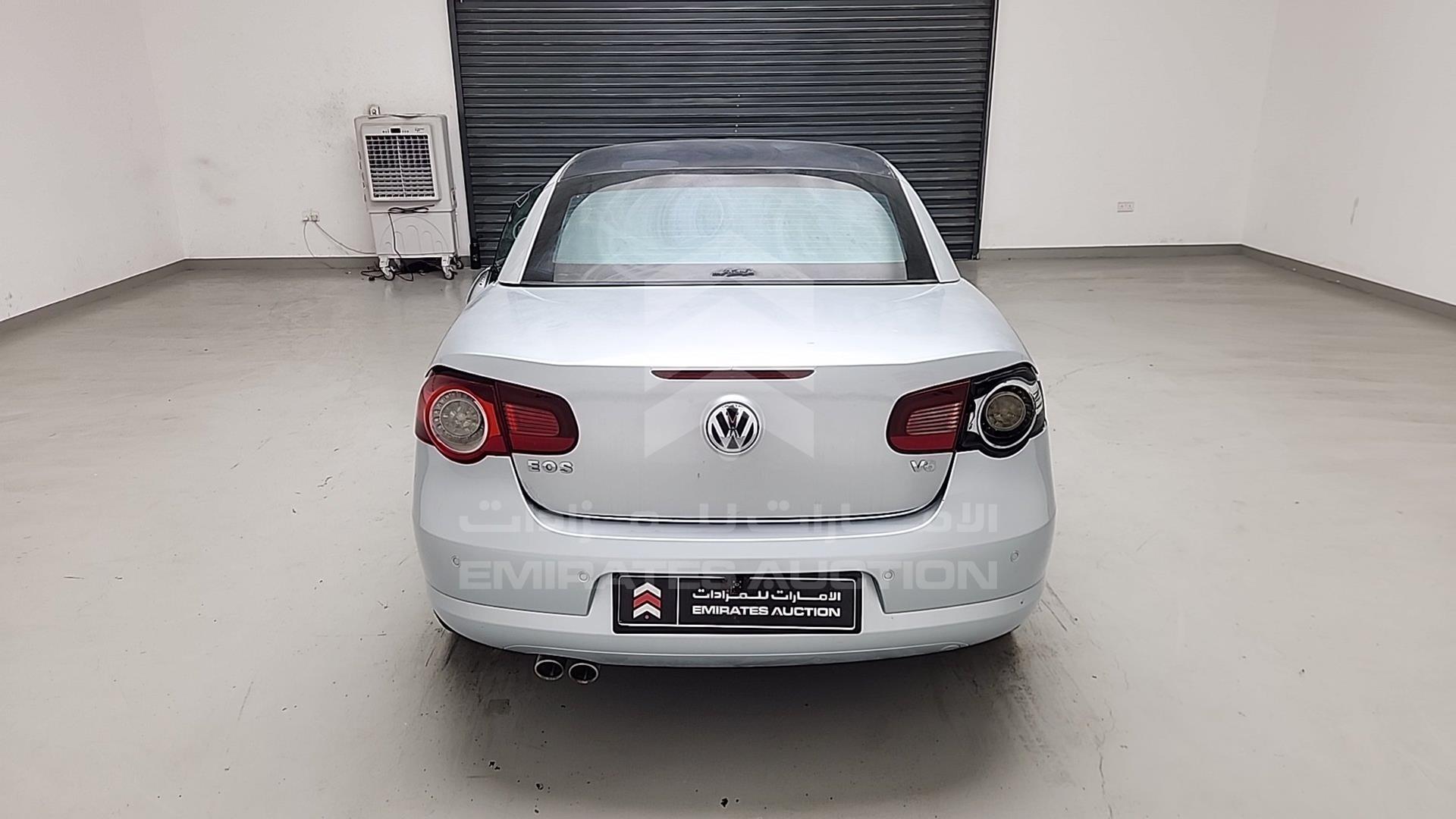 2008 VOLKSWAGEN EOS VIN: WVWAR21F88V000237