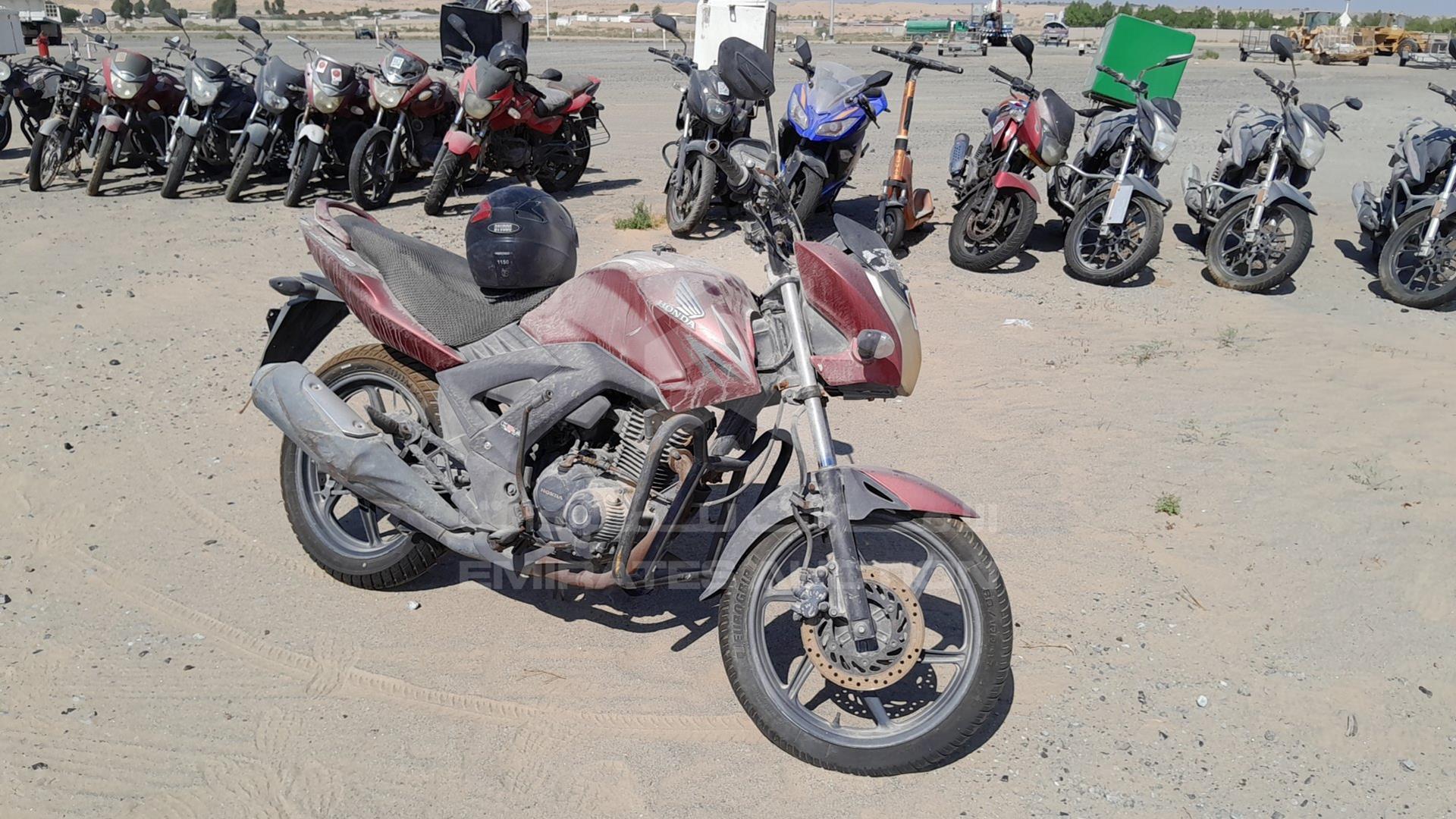2018 HONDA UNICORN VIN: ME4KC209CJ8030645