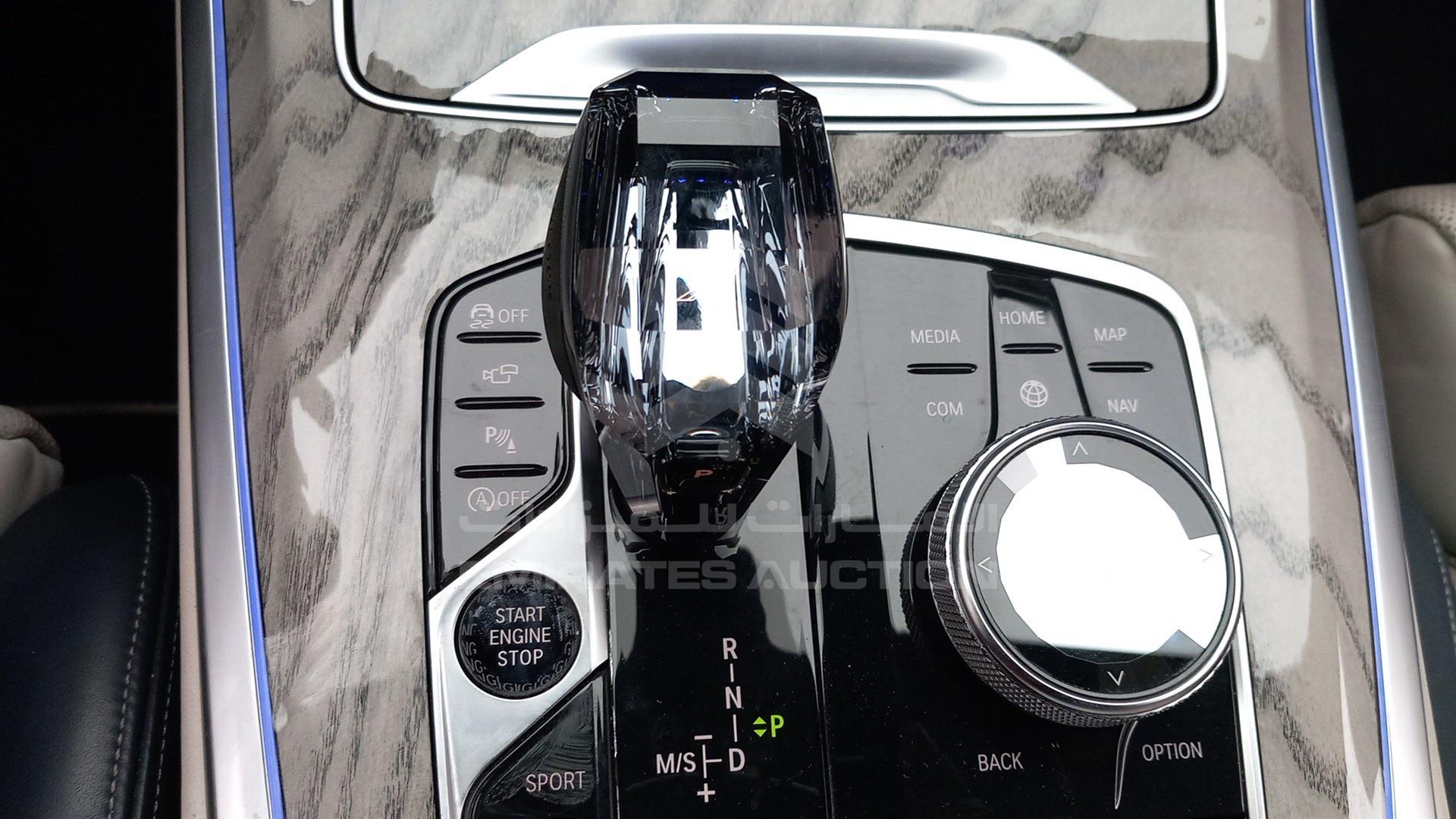 2019 BMW X 7 VIN: WBACX4A02KLB37490