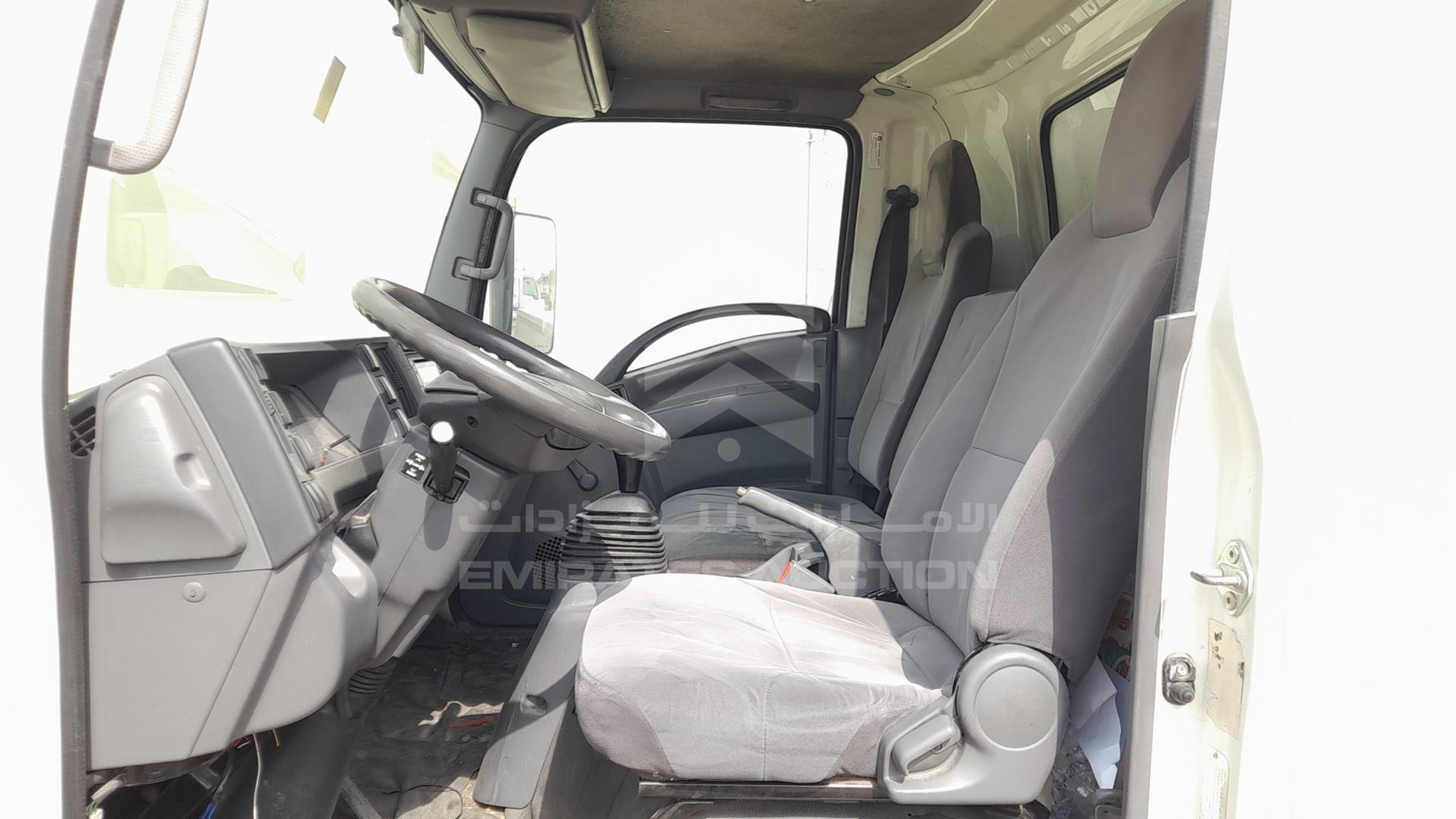 2017 ISUZU NPR VIN: JAAKP34H8H7P10859
