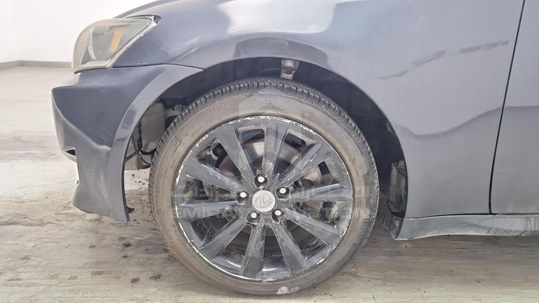 2007 Lexus IS 250 — Front Left Tyre — Photo 41