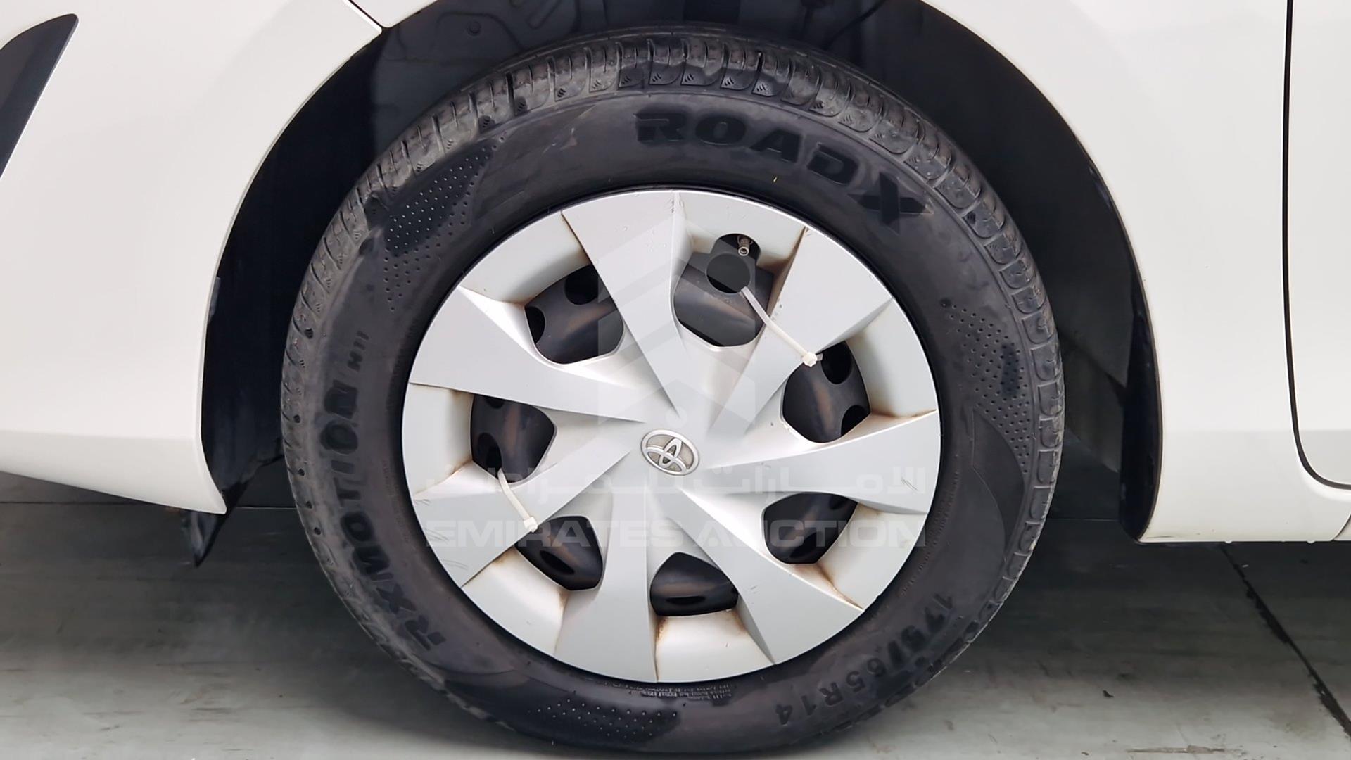 2019 TOYOTA YARIS VIN: MHFB29F31K2086472