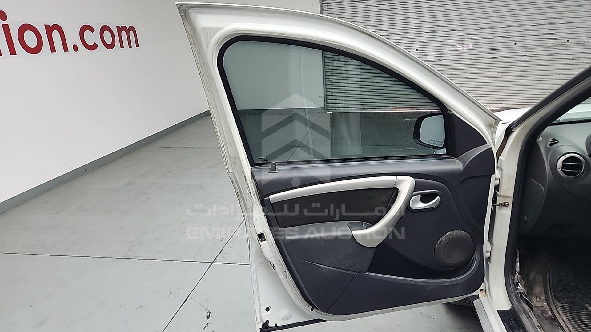 2015 RENAULT DUSTER VIN: VF1HSRCA3FA510706