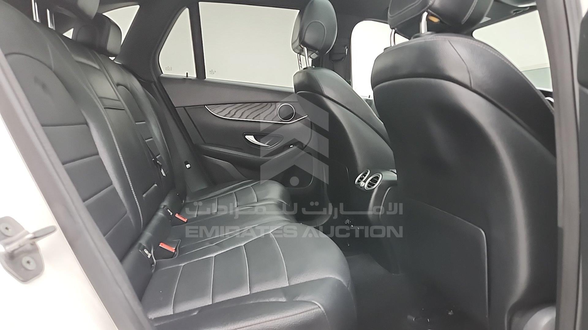 2017 MERCEDES GLC 300 VIN: WDC0G4JB8HF123616