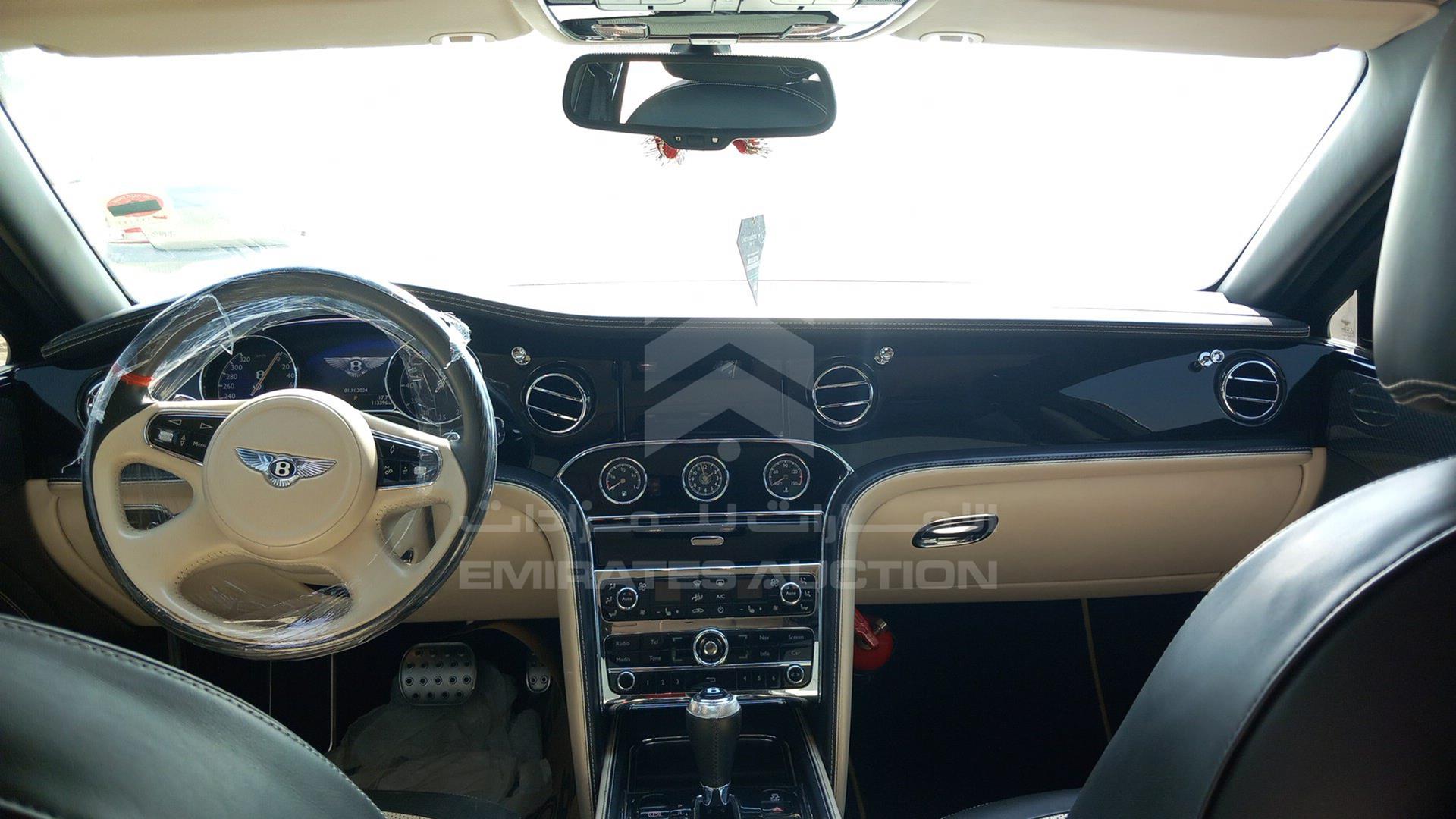 2016 BENTLEY MULSANNE VIN: SCBBE6ZH1GC002129