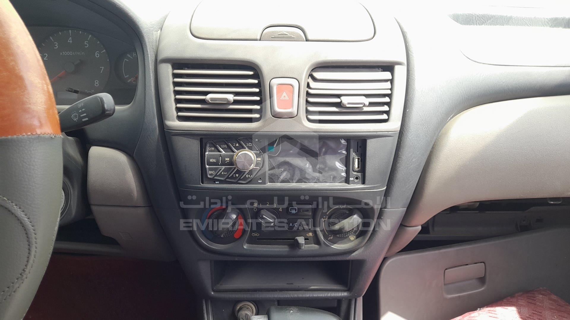 2002 NISSAN SUNNY VIN: JN1EN61SX2W051101