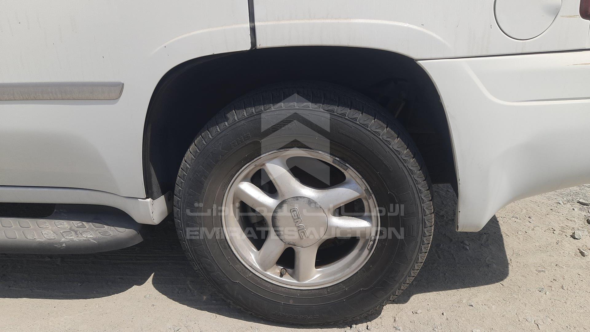 2007 GMC ENVOY VIN: 1GKDT13S372212101