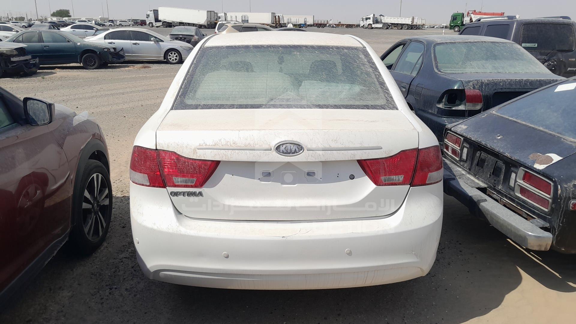2010 KIA OPTIMA VIN: KNAGG4172A5440543