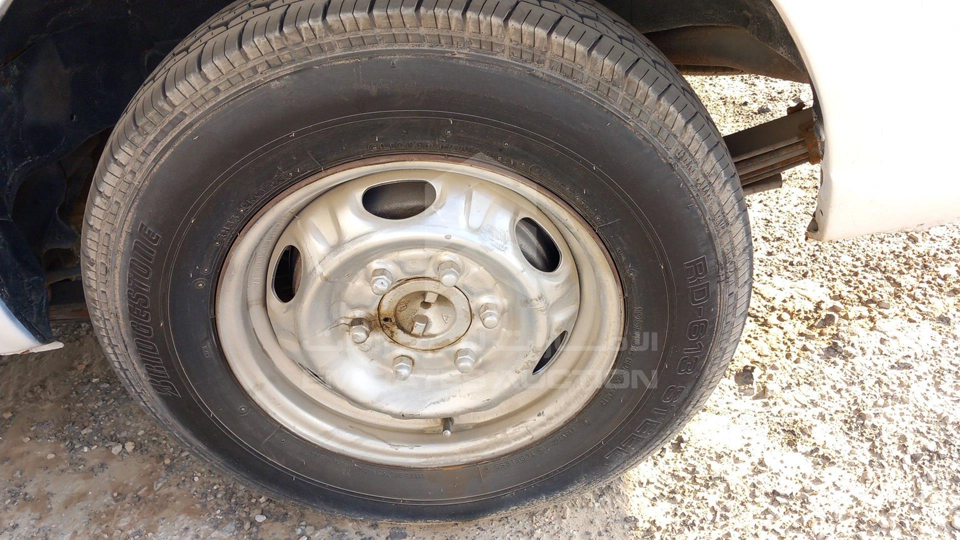 2005 NISSAN URVAN VIN: JN6FE53S15X402563