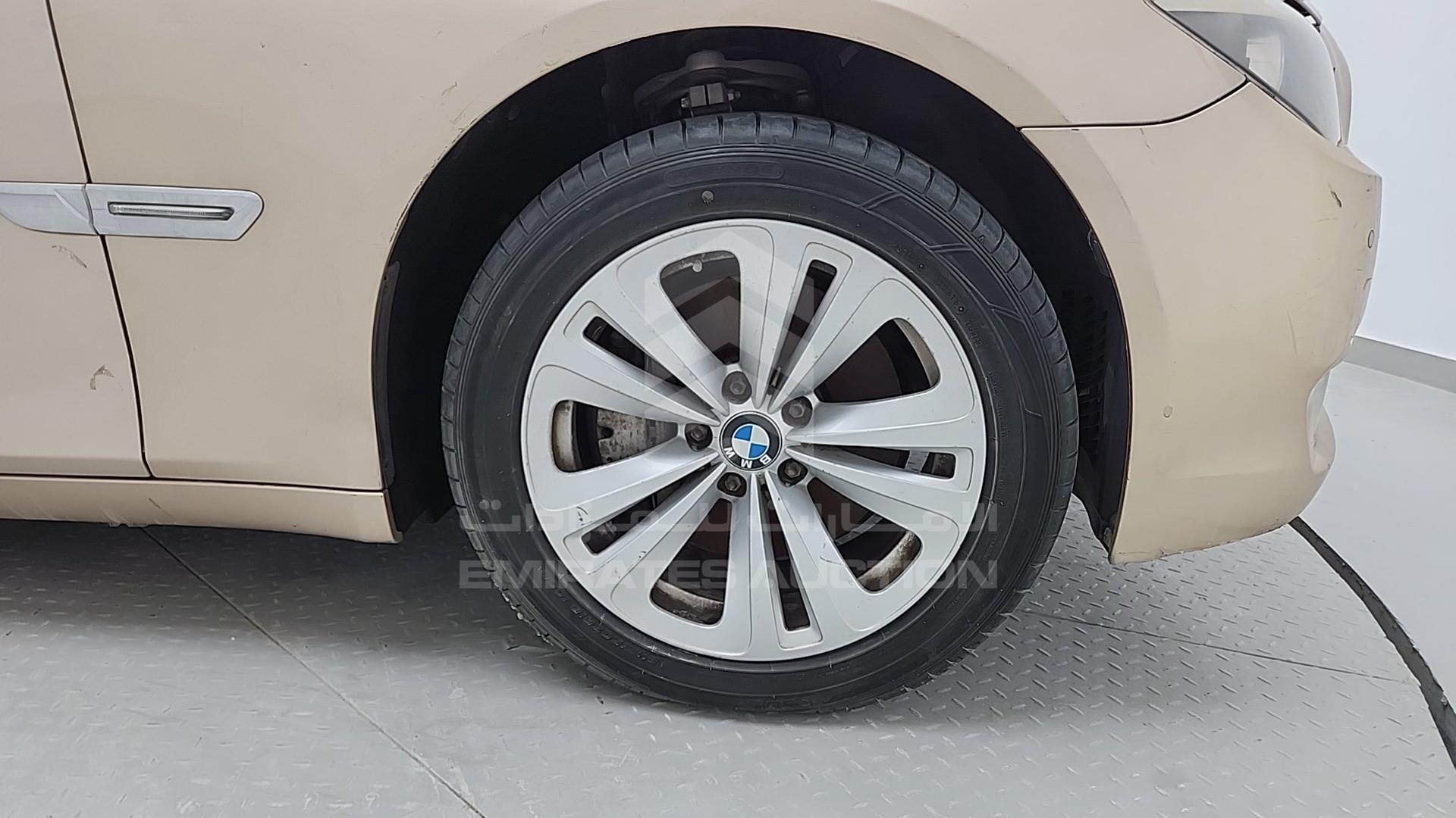 2011 BMW 740 LI VIN: WBAKB2109BC676829