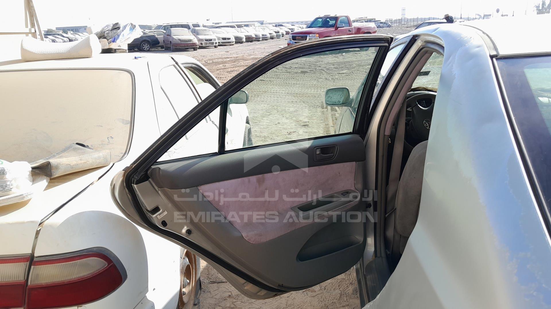 2004 TOYOTA CAMRY VIN: 4T1BE32K14U916089