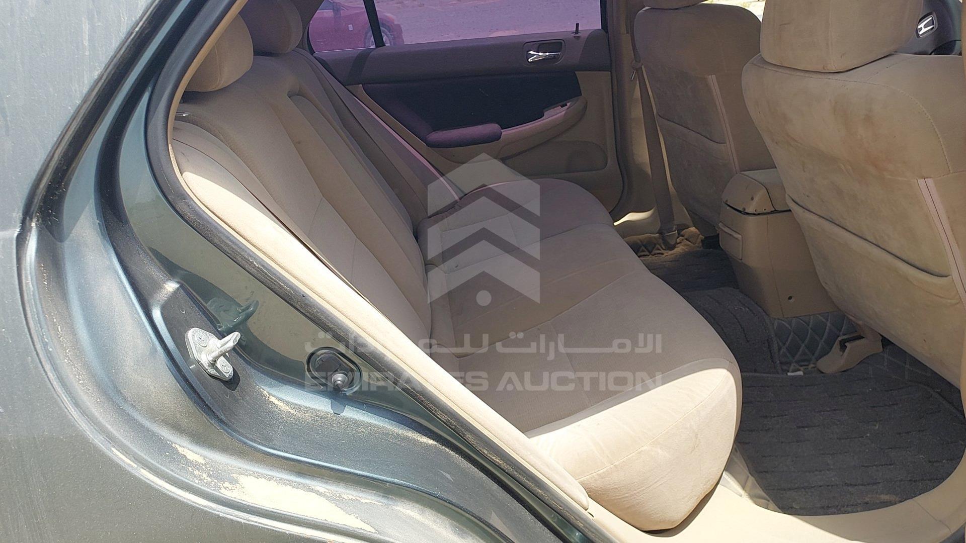 2004 HONDA ACCORD VIN: JHMCM565X4C413354