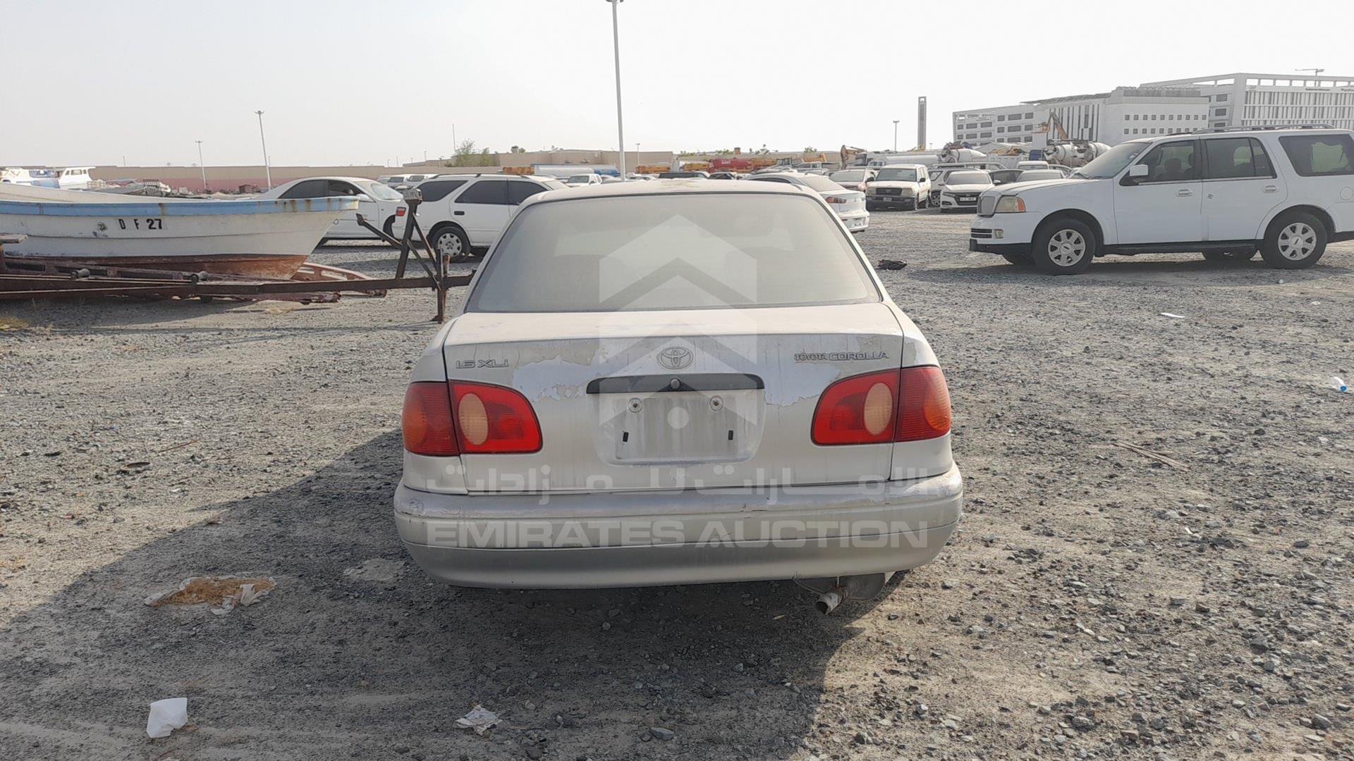 2000 TOYOTA COROLLA VIN: JT2BA13E7Y3091838