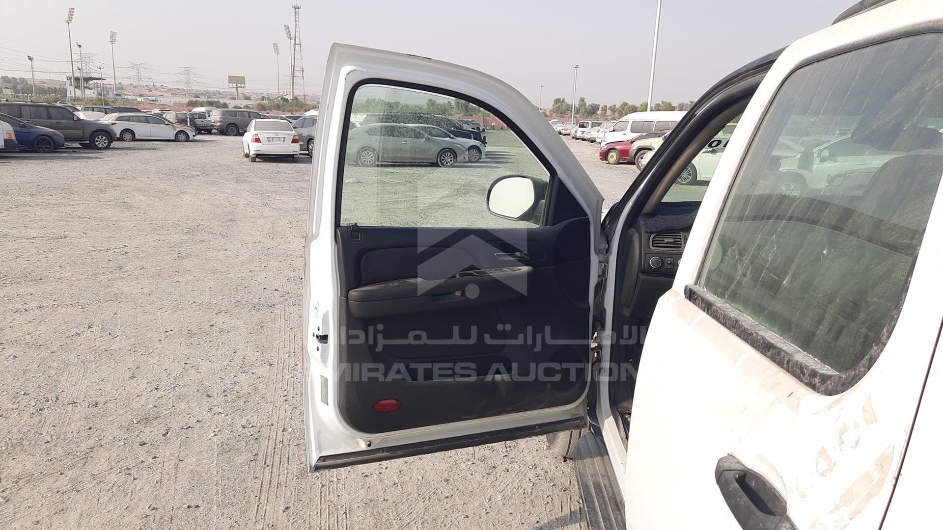 2008 CHEVROLET TAHOE VIN: 1GNFK13J88J124383
