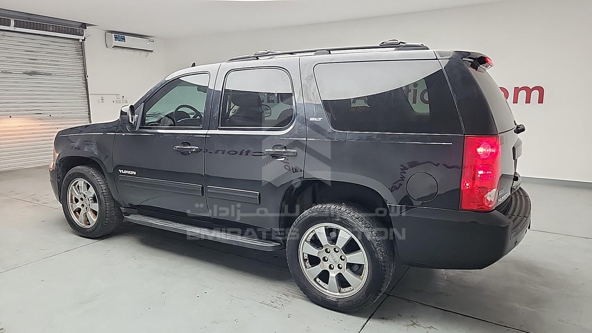 2012 GMC YUKON VIN: 1GKS1CE03CR125532