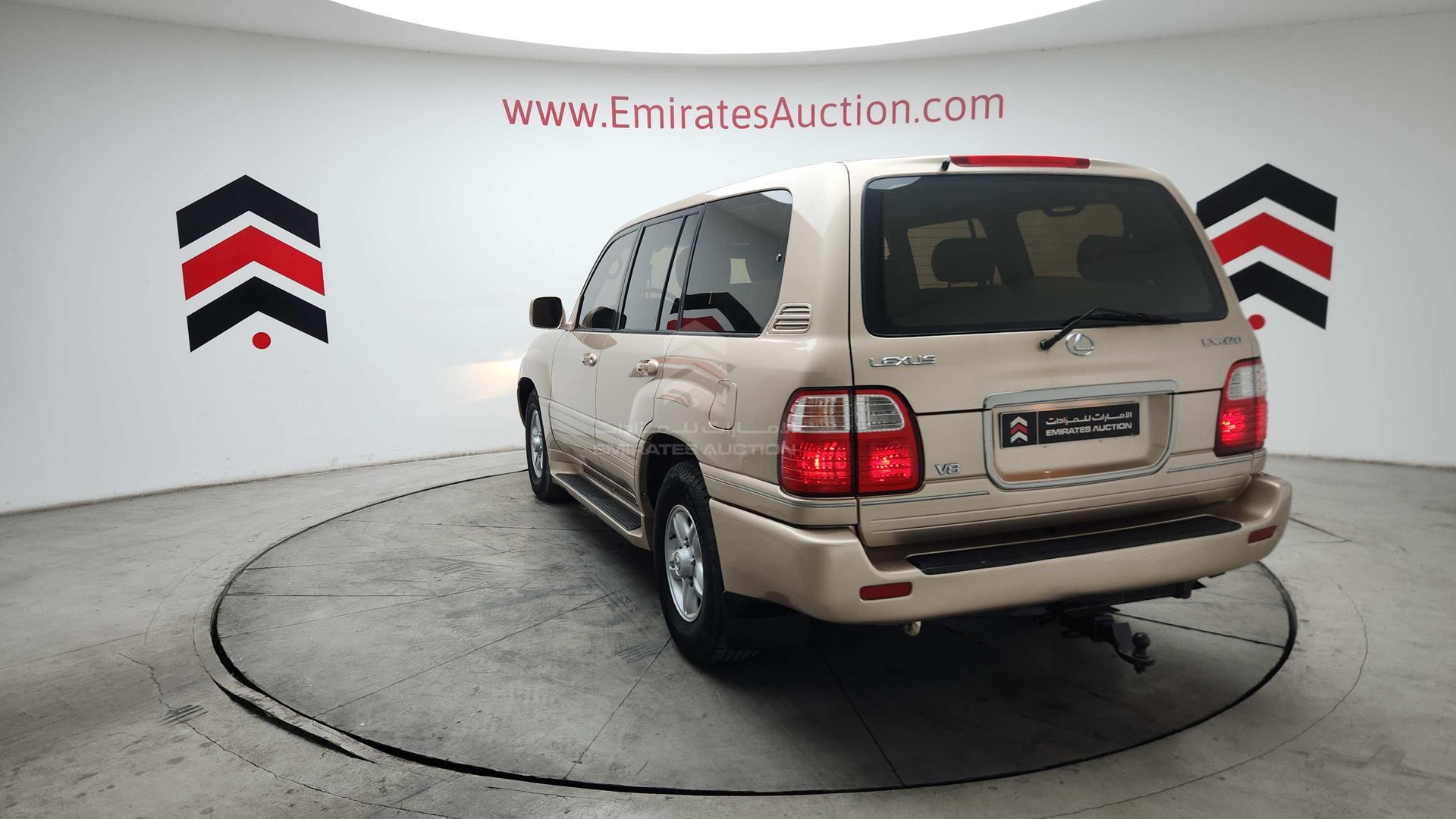 2001 LEXUS LX 470 VIN: JTJHT00W513501087