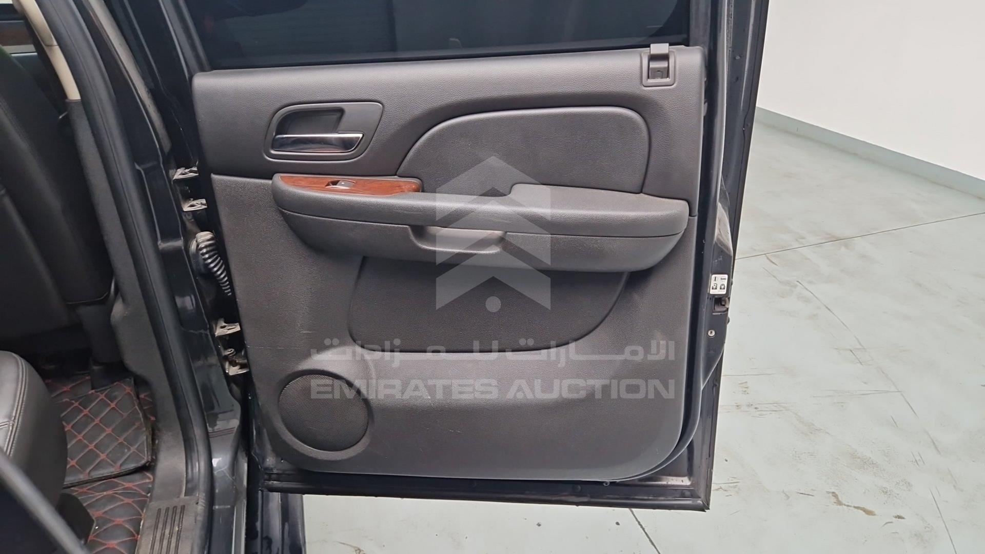 2010 CHEVROLET AVALANCHE VIN: 3GNVKFE06AG207007