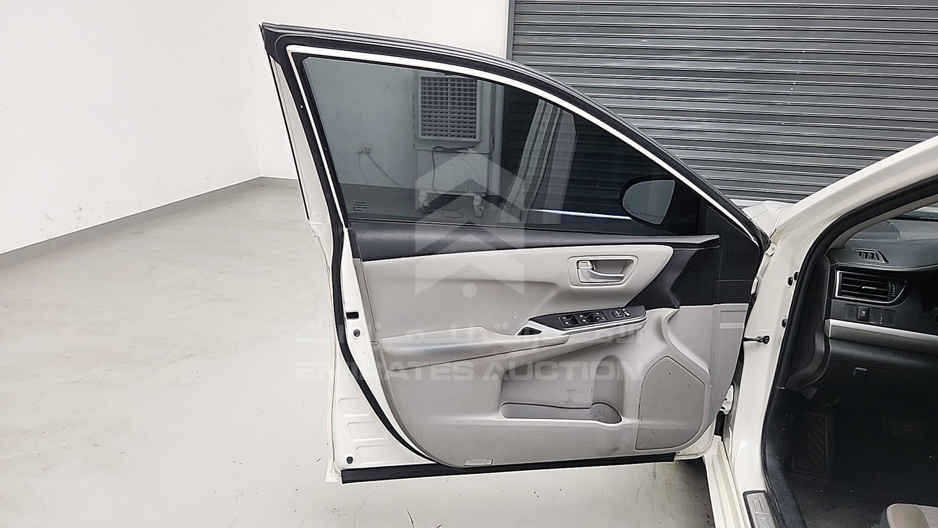 2016 TOYOTA CAMRY VIN: 4T1BF1FK6GU961108