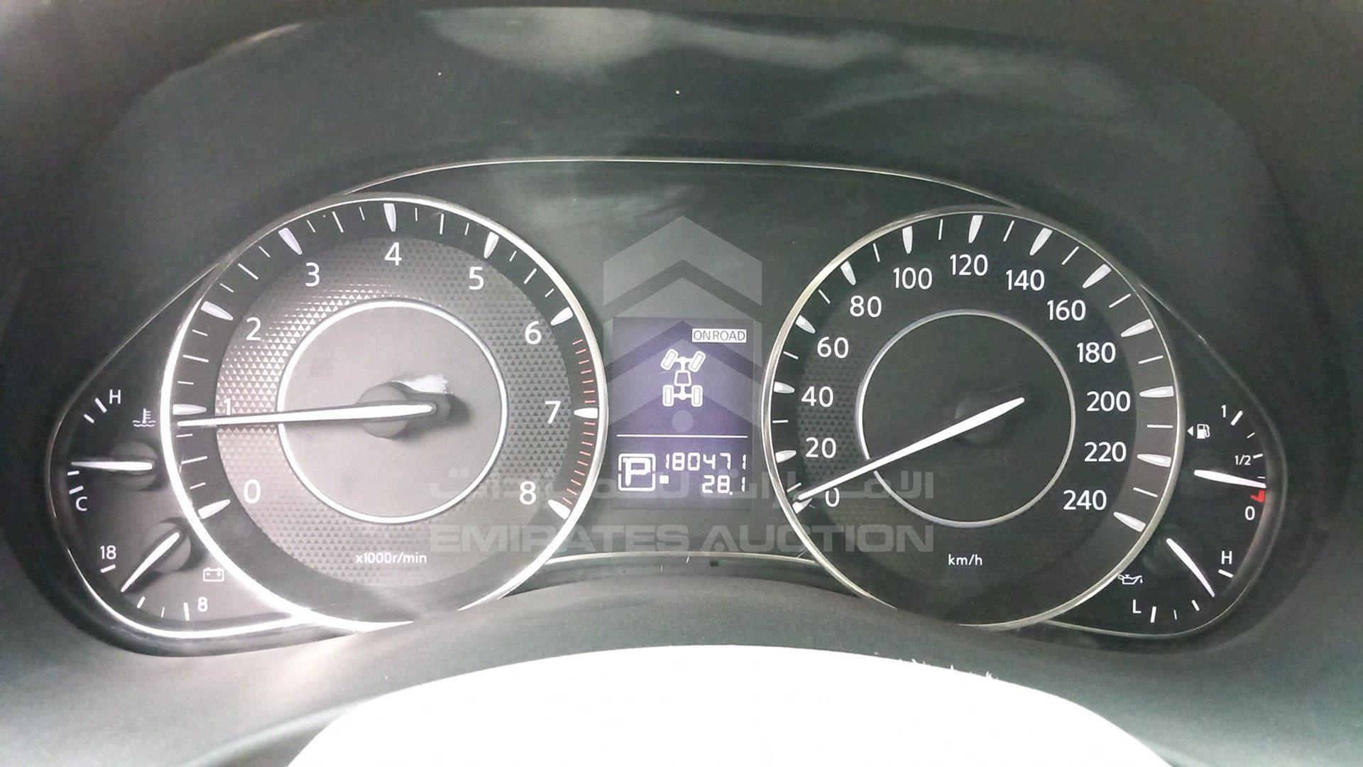 2011 NISSAN PATROL VIN: JN8AY25YXB9013588