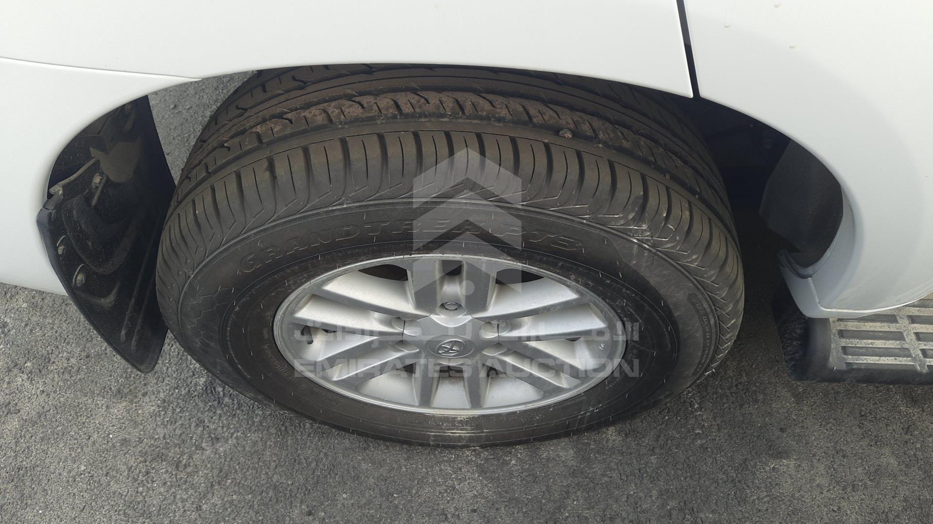 2014 TOYOTA FORTUNER VIN: MHFYU59G4E7034658