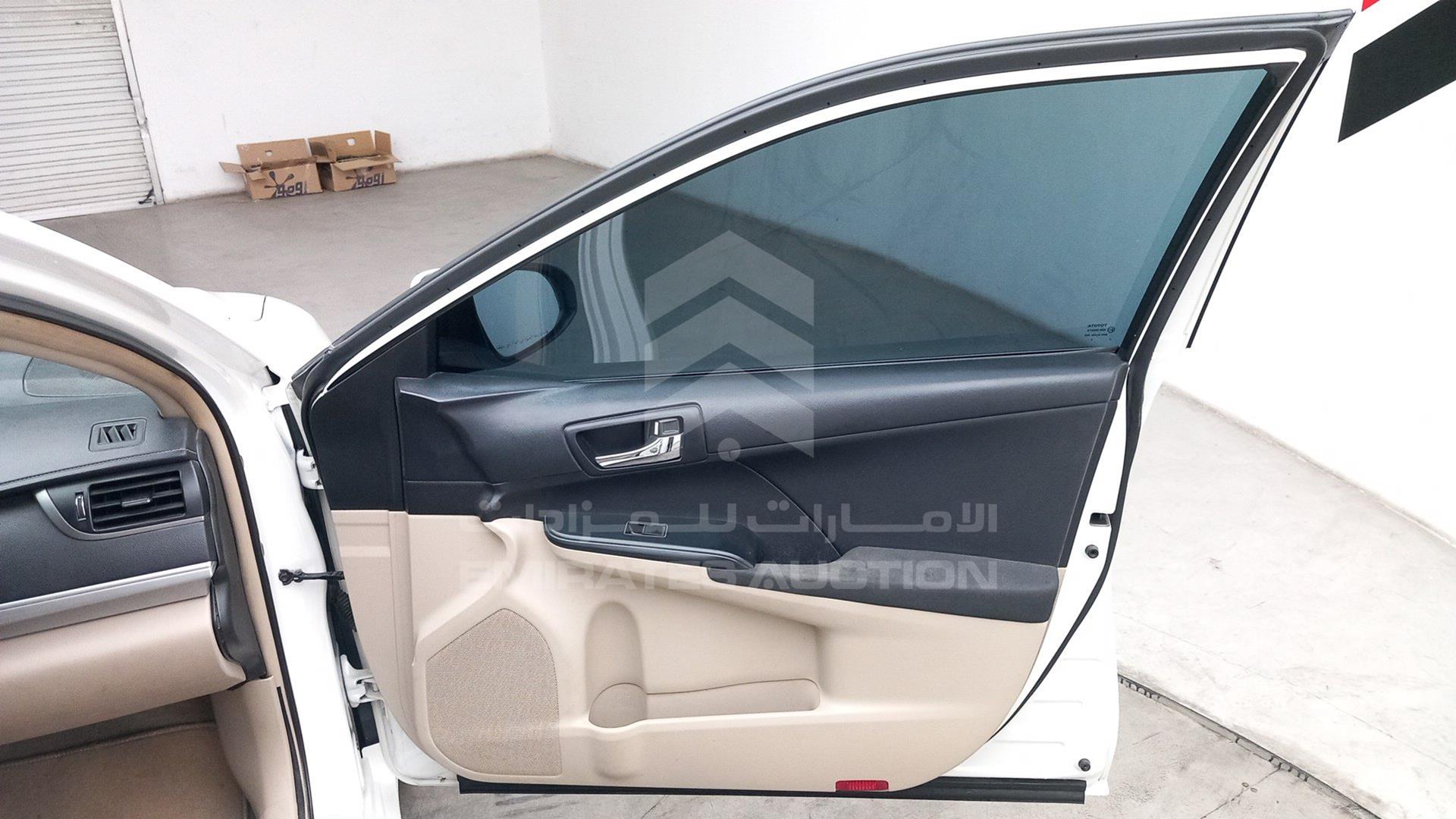 2015 TOYOTA CAMRY VIN: 6T1BF9FK9FX575539