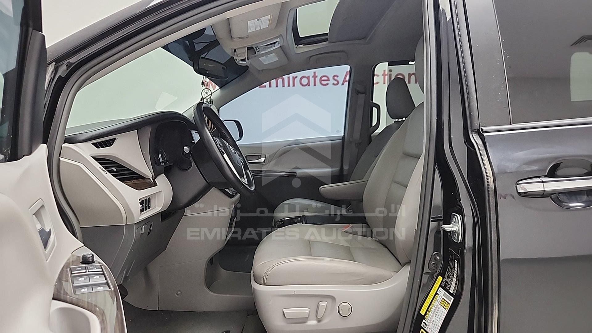 2016 TOYOTA SIENNA VIN: 5TDYK3DC0GS750850