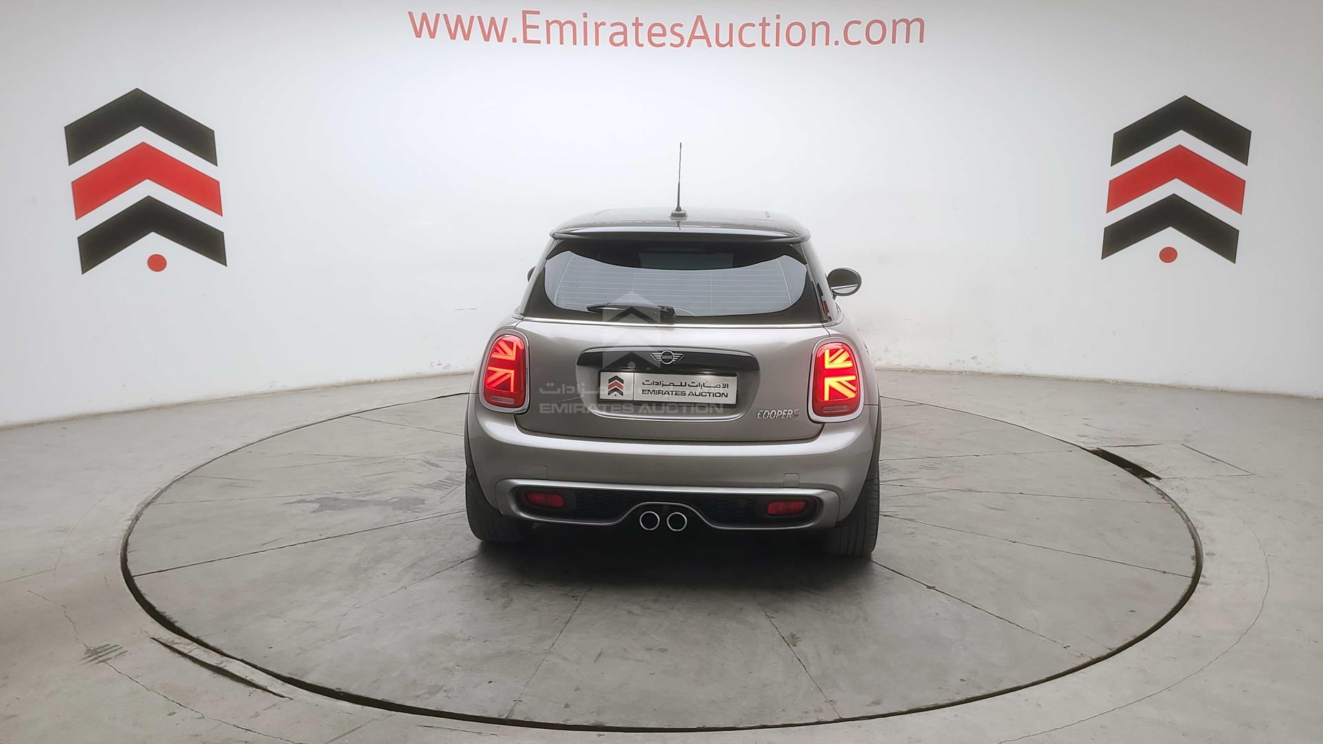 2020 MINI COOPER S VIN: WMWXR5A0XLTR82894