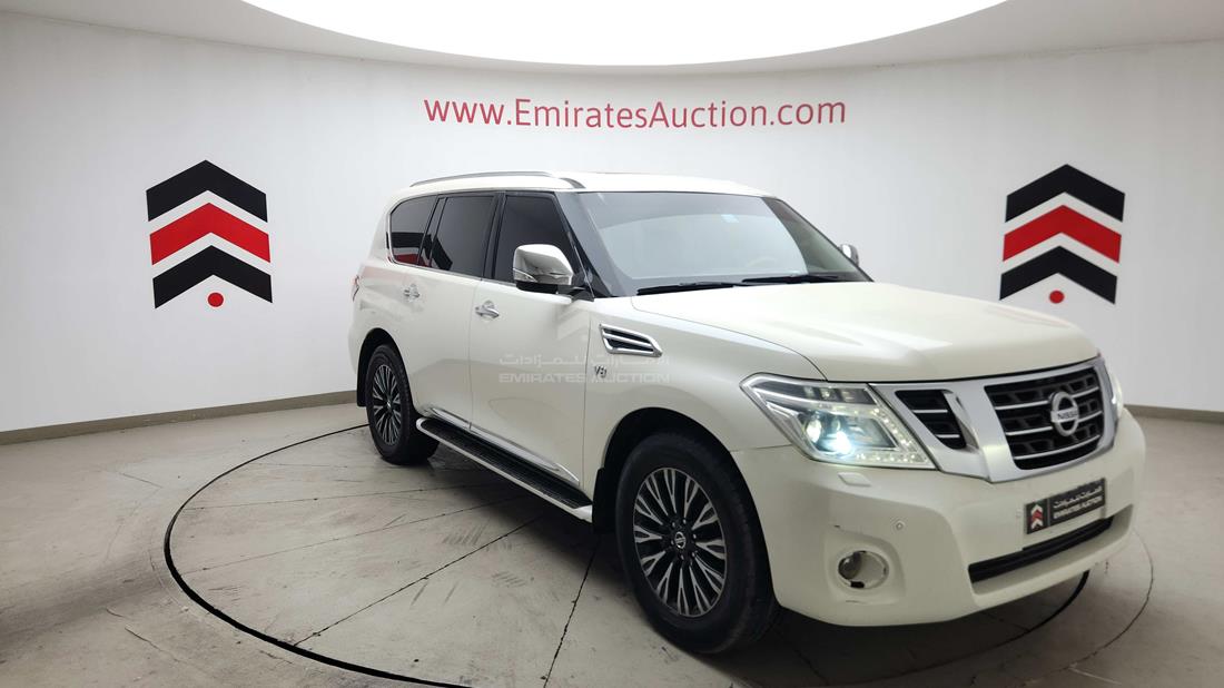 2016 Nissan Patrol — Front Right Angle — Photo 12