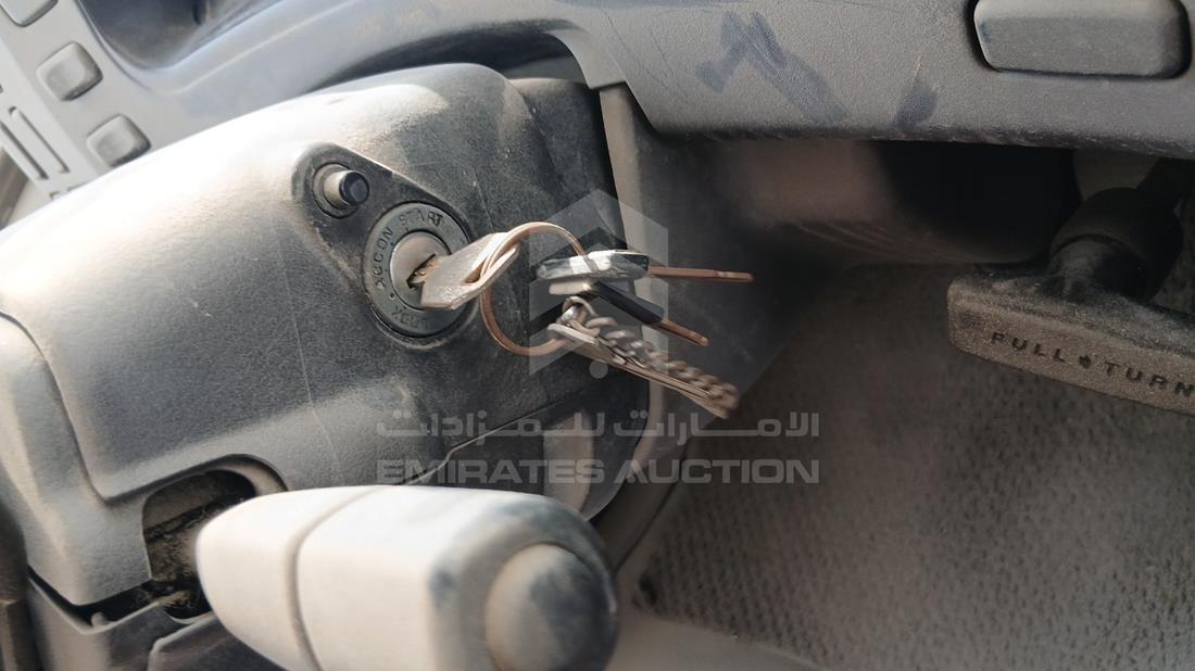 2006 Mitsubishi Rosa — Keys — Photo 4