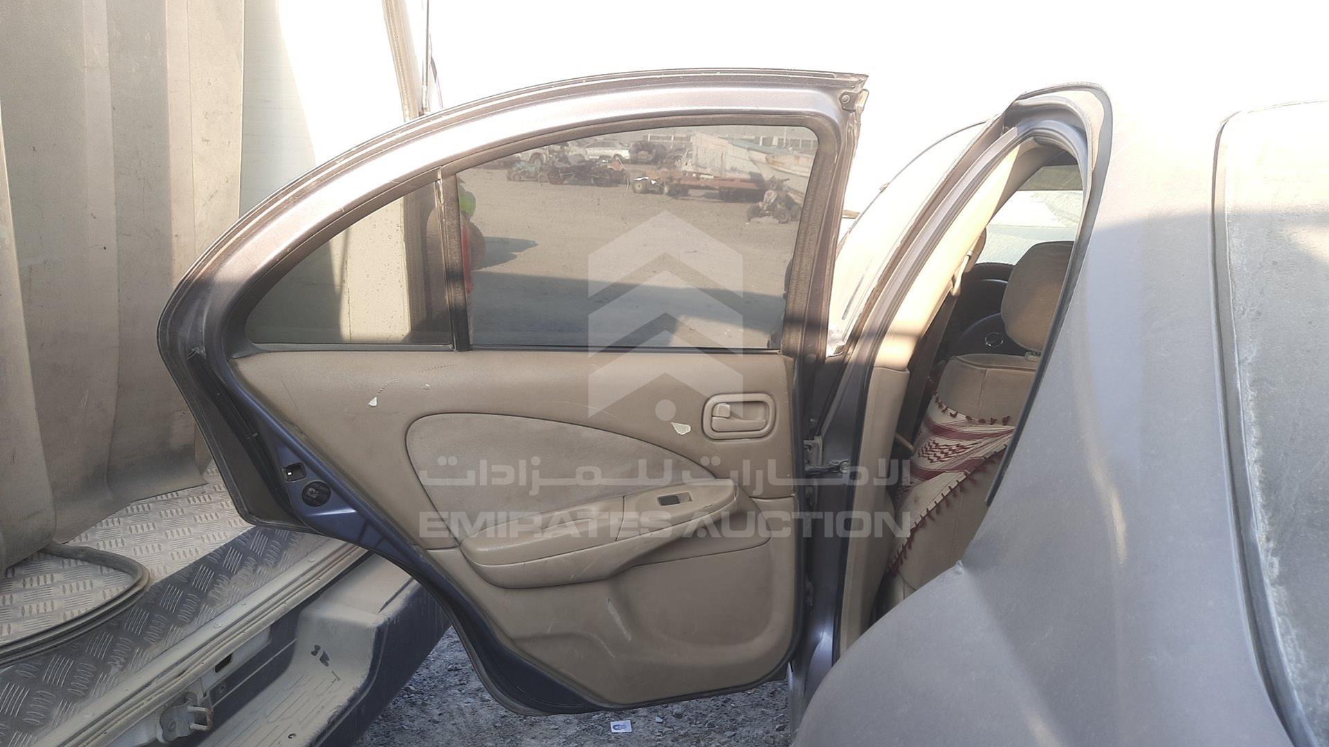 2004 NISSAN SUNNY VIN: JN1FN61C24W051609