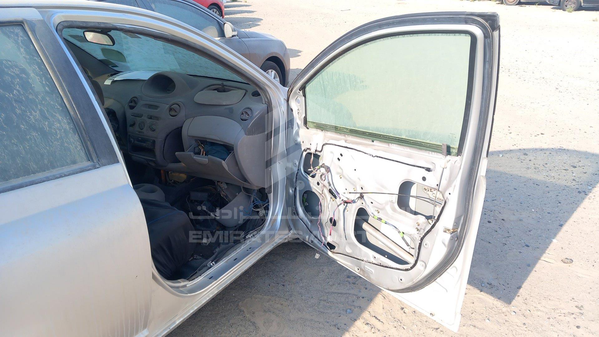 2000 TOYOTA ECHO VIN: JTDBW1335Y0012451
