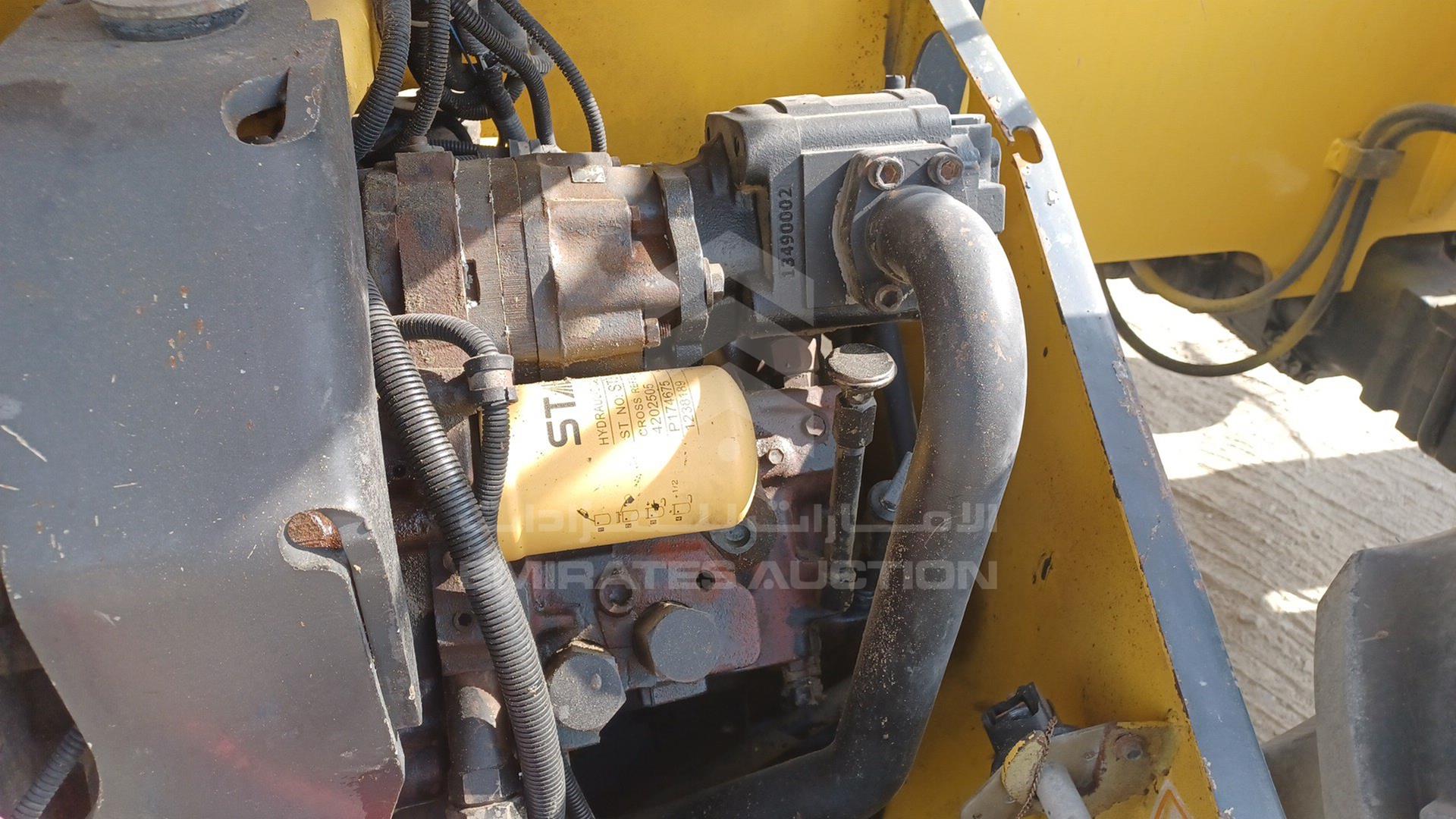 2007 NEW HOLLAND LM 1745 VIN: FNHNH17MN7HK37134