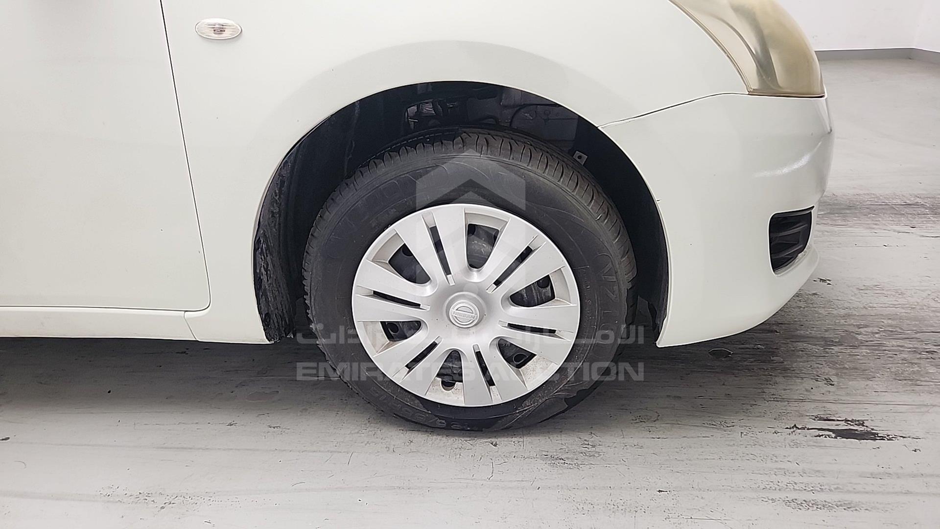 2015 NISSAN TIIDA VIN: MNTBC2C93F6008355