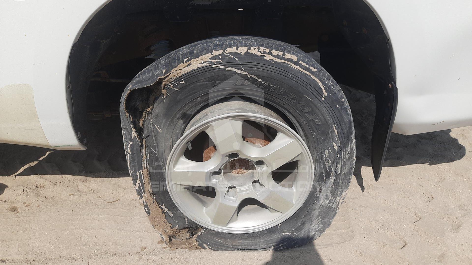 2007 TOYOTA TUNDRA VIN: 5TFKT52157X001505