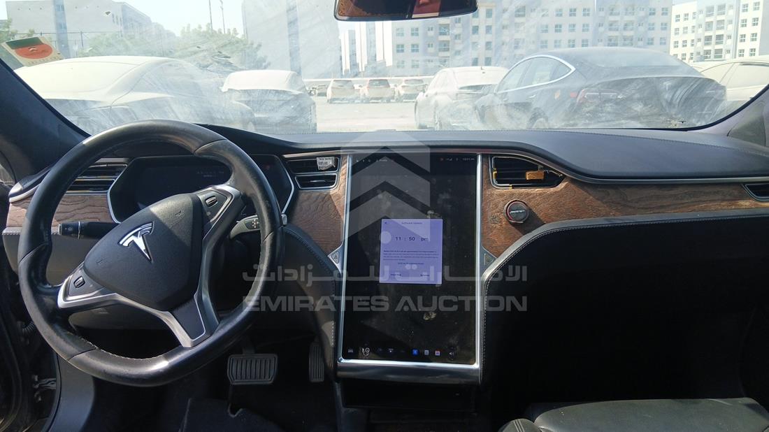 2018 Tesla Model S — Full Dashboard View — Photo 17