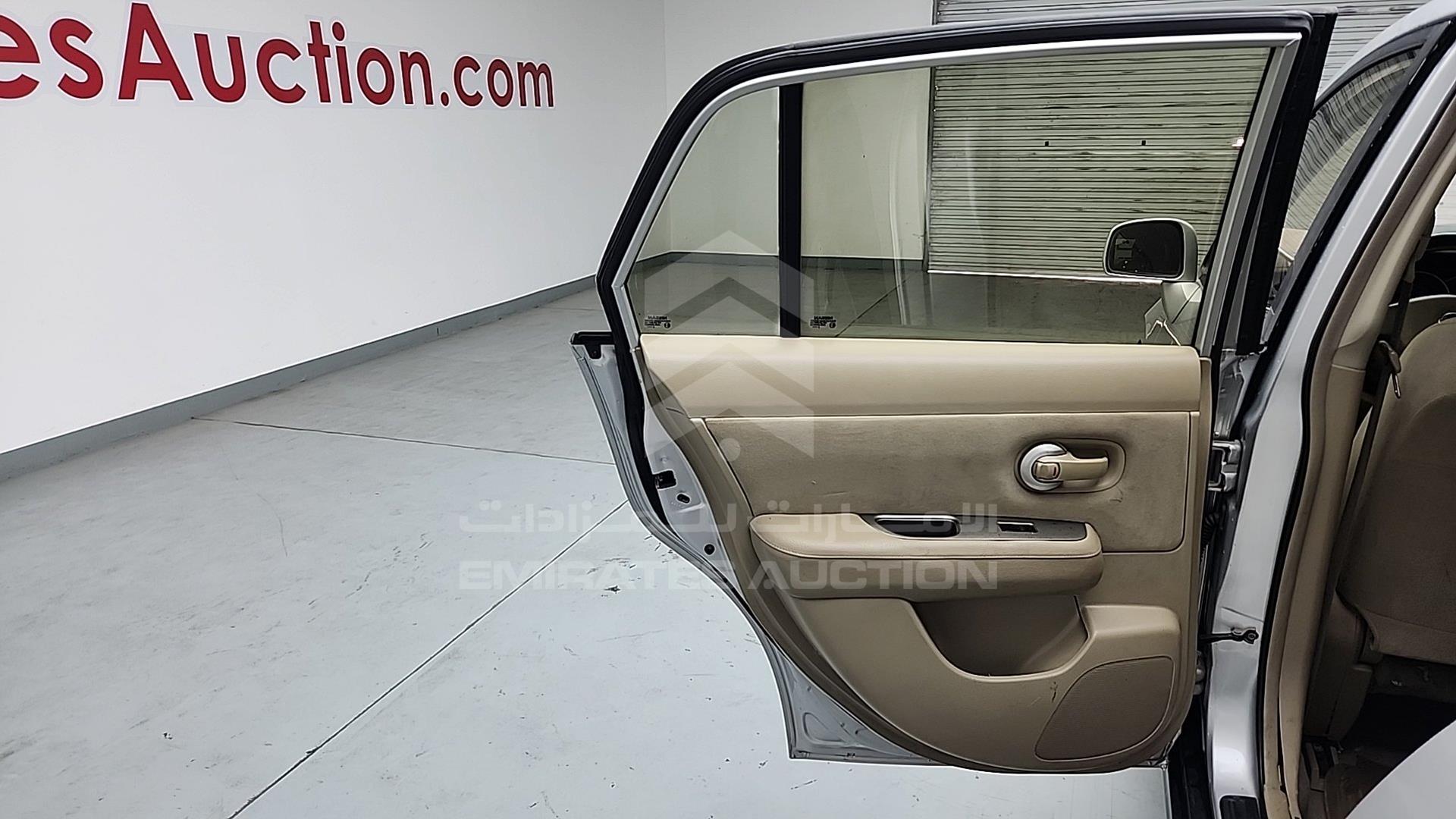 2011 NISSAN TIIDA VIN: 3N1BC1A62BL383991