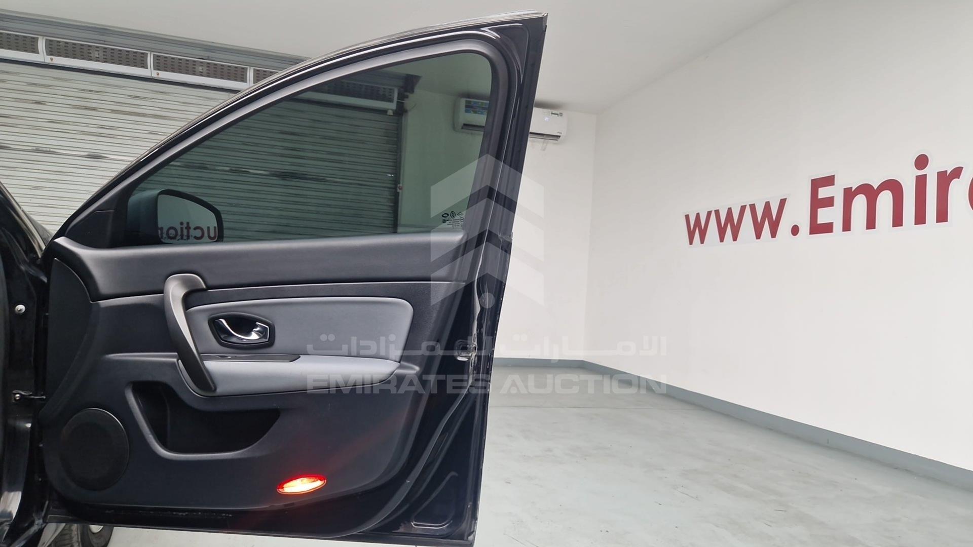 2014 RENAULT SAFRANE VIN: VF1ABLCC7EC272331