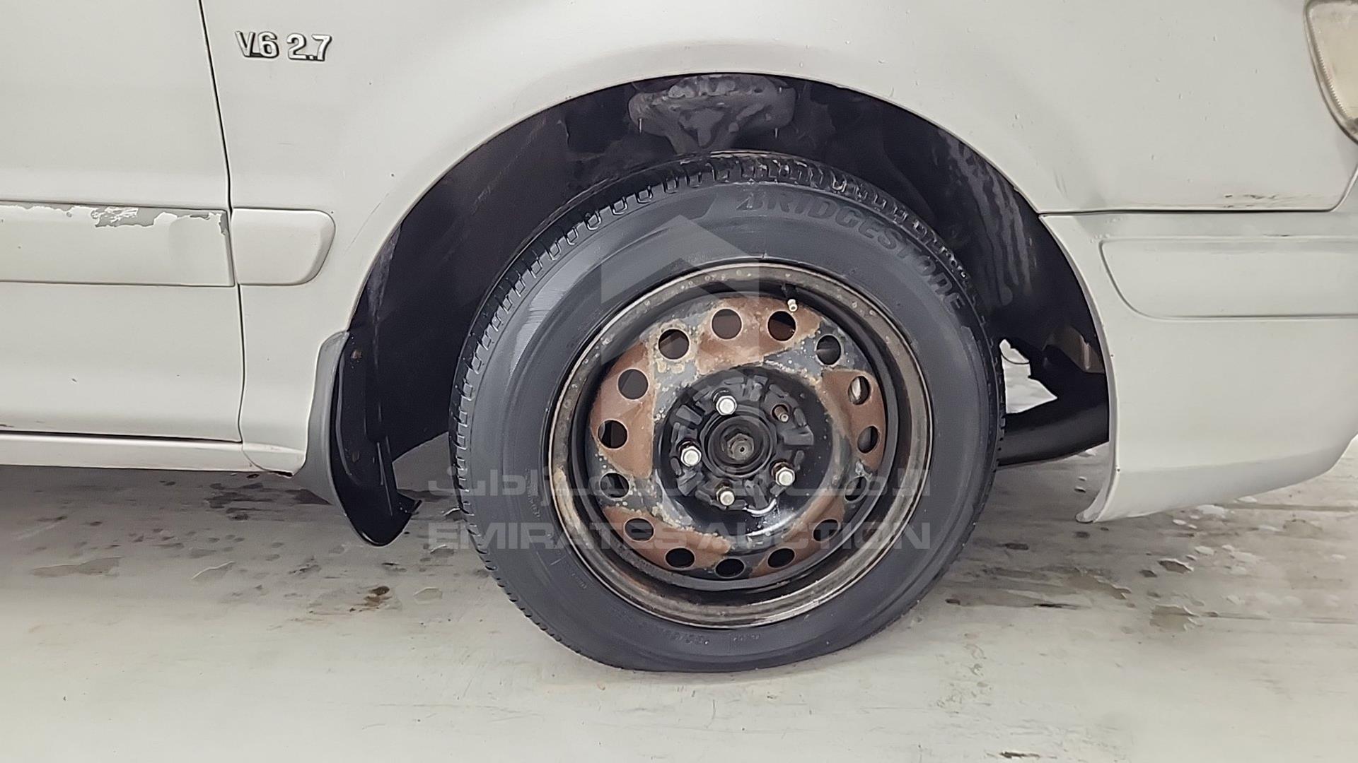 2007 HYUNDAI TRAJET VIN: KMHMG81C07U303668