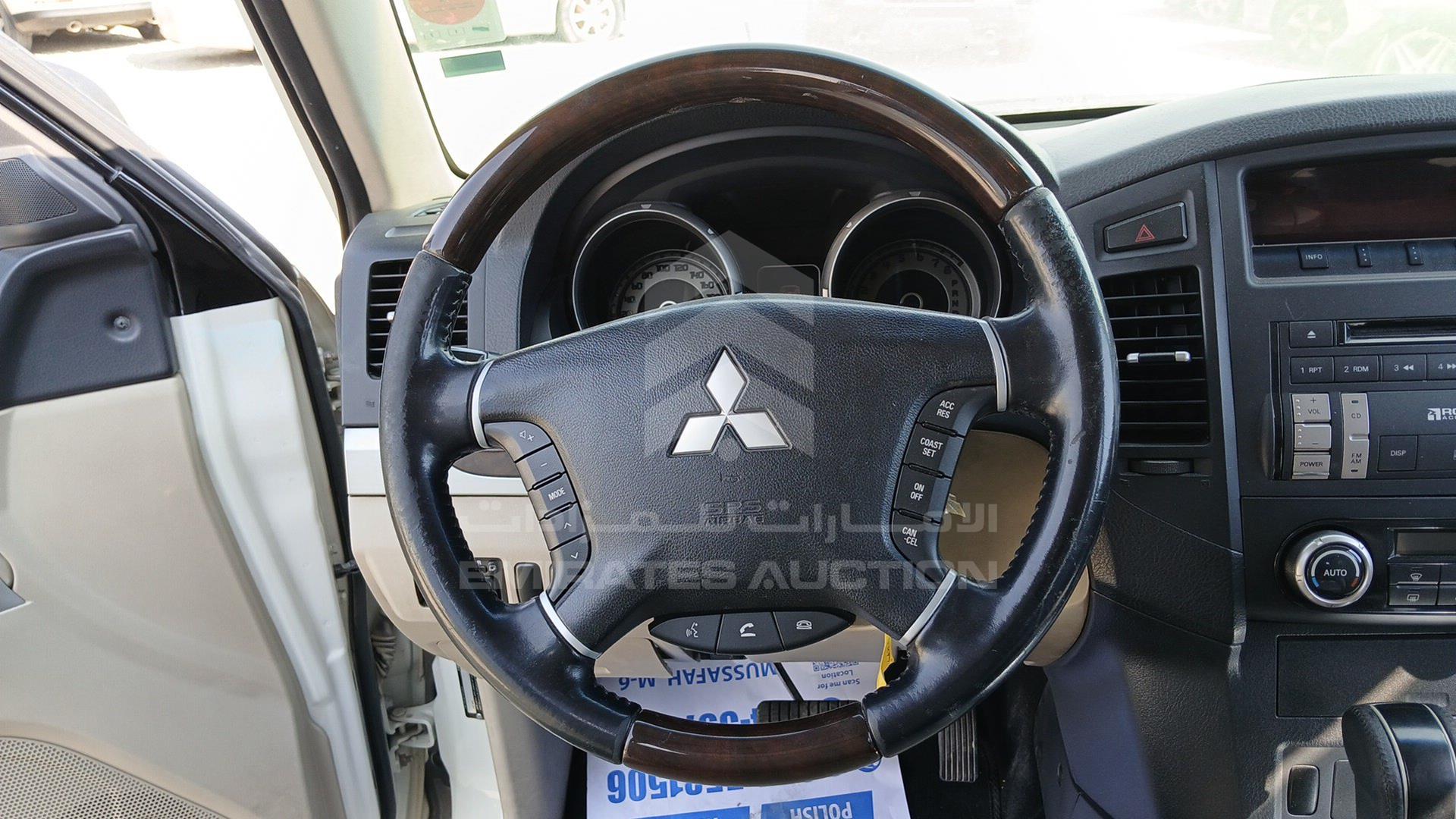 2013 MITSUBISHI PAJERO VIN: JMYLRV95WDJ706603