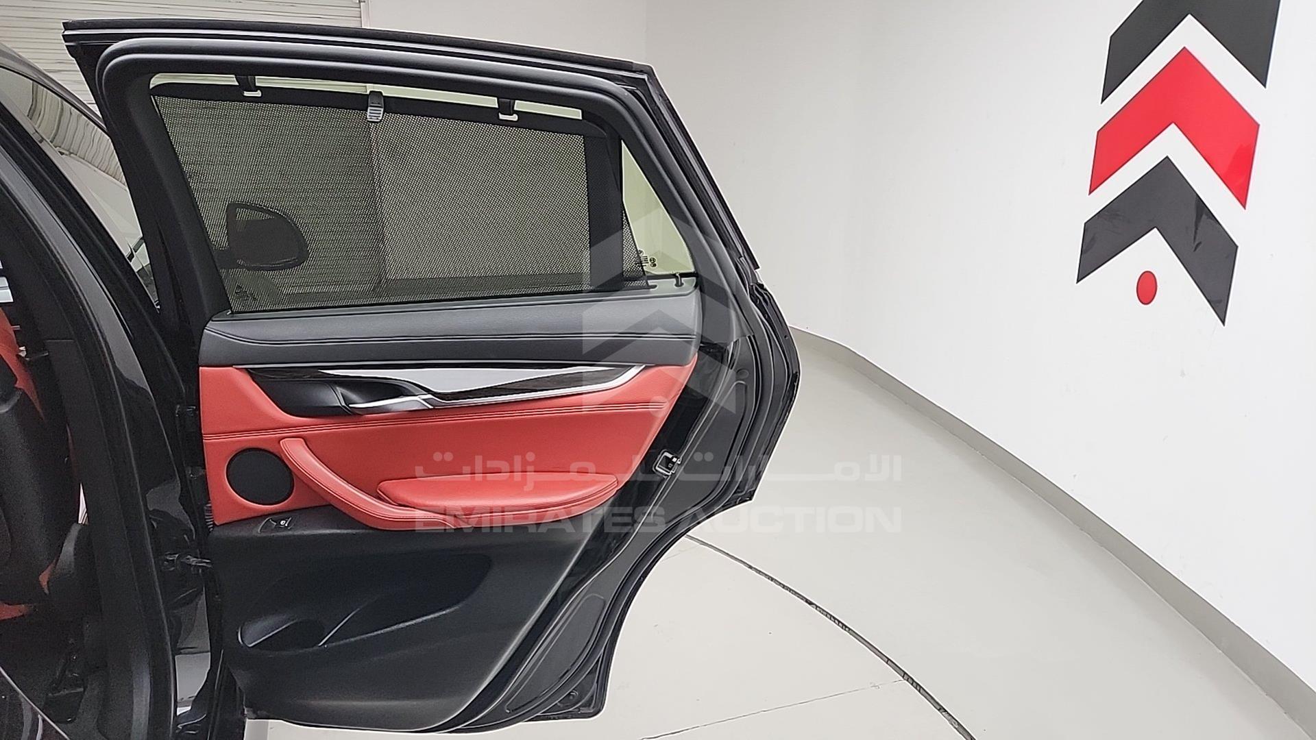 2016 BMW X6 VIN: WBAKU2104G0R61456