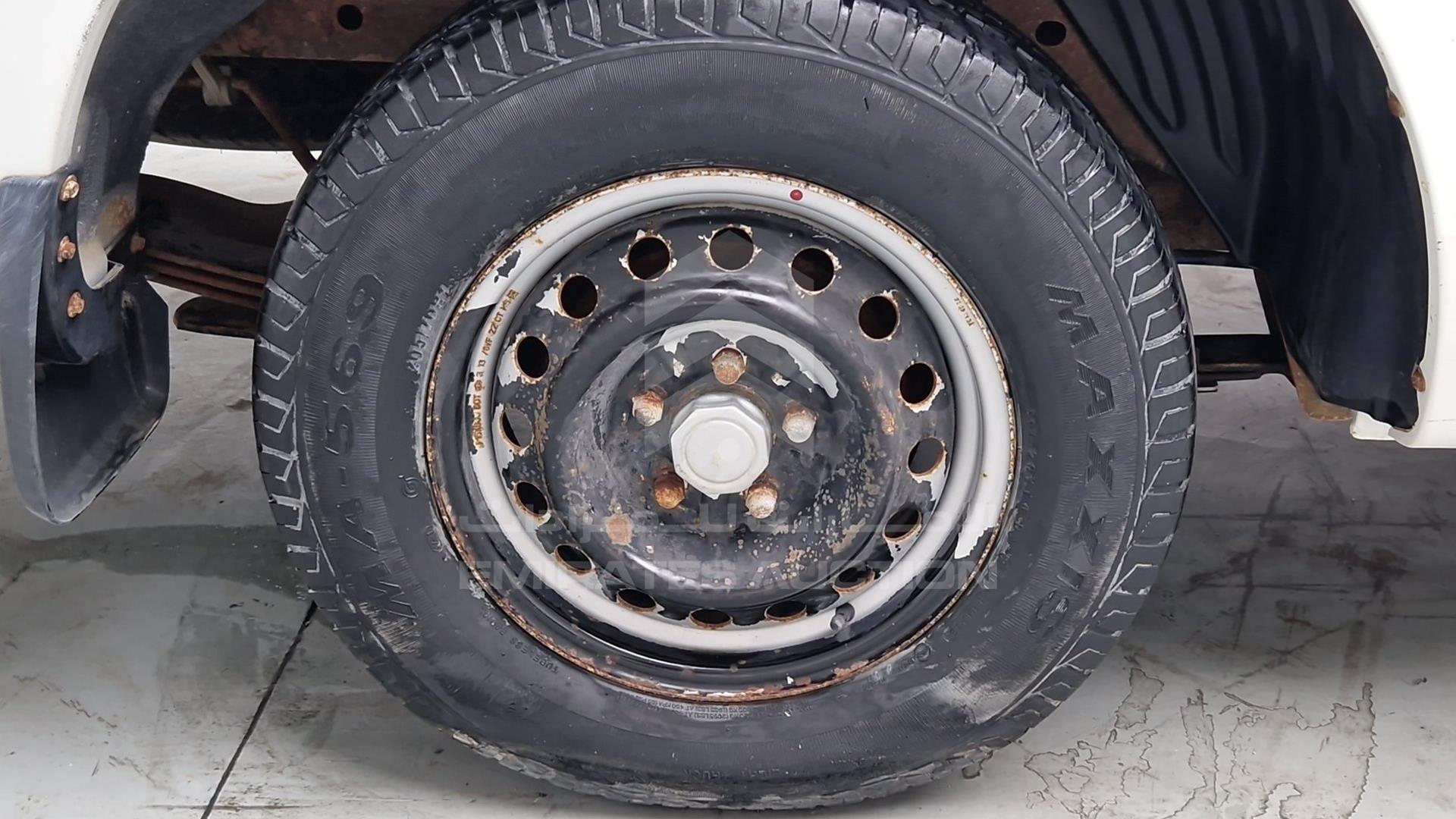 2014 MITSUBISHI L 200 VIN: MMBJNKA50ED004709