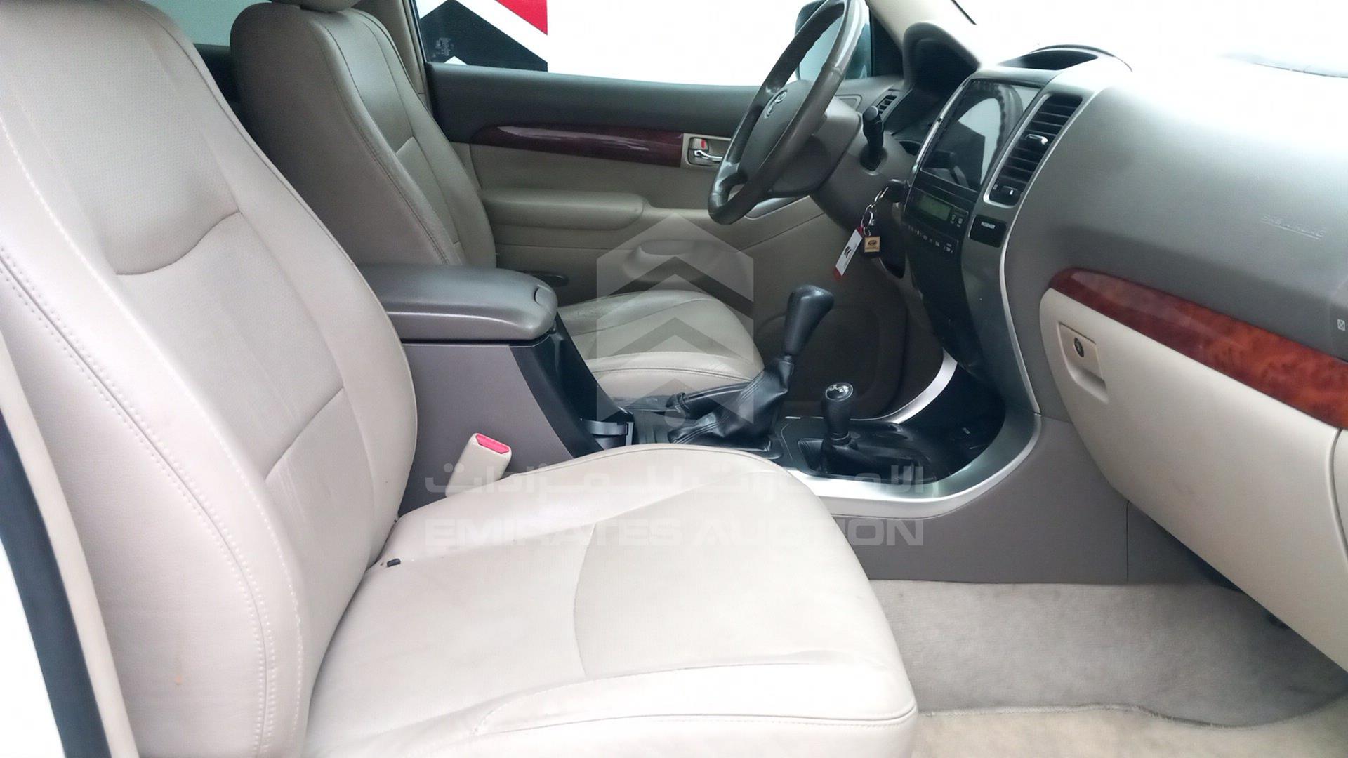 2006 TOYOTA PRADO VIN: JTEBL29J065043302