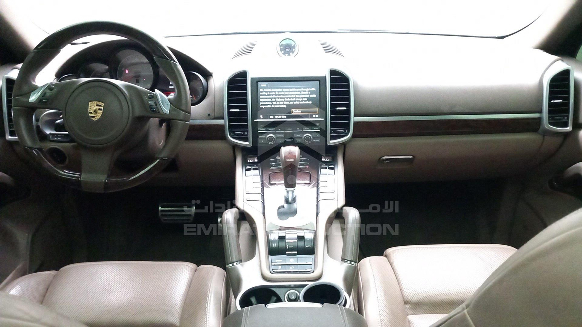 2012 PORSCHE CAYENNE VIN: WP1ZZZ92ZCLA47106