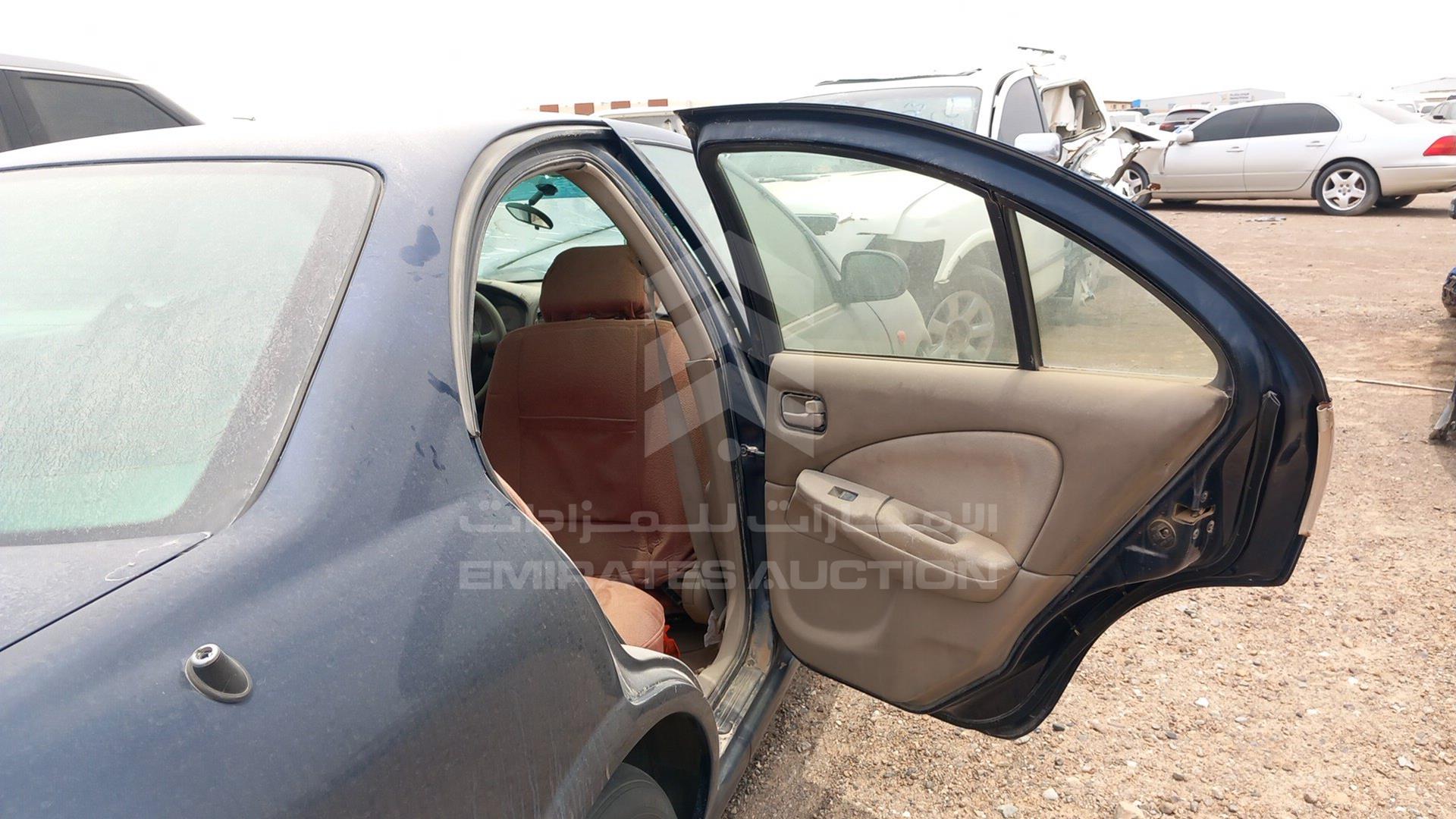 2002 NISSAN SUNNY VIN: JN1BN61D92W001441