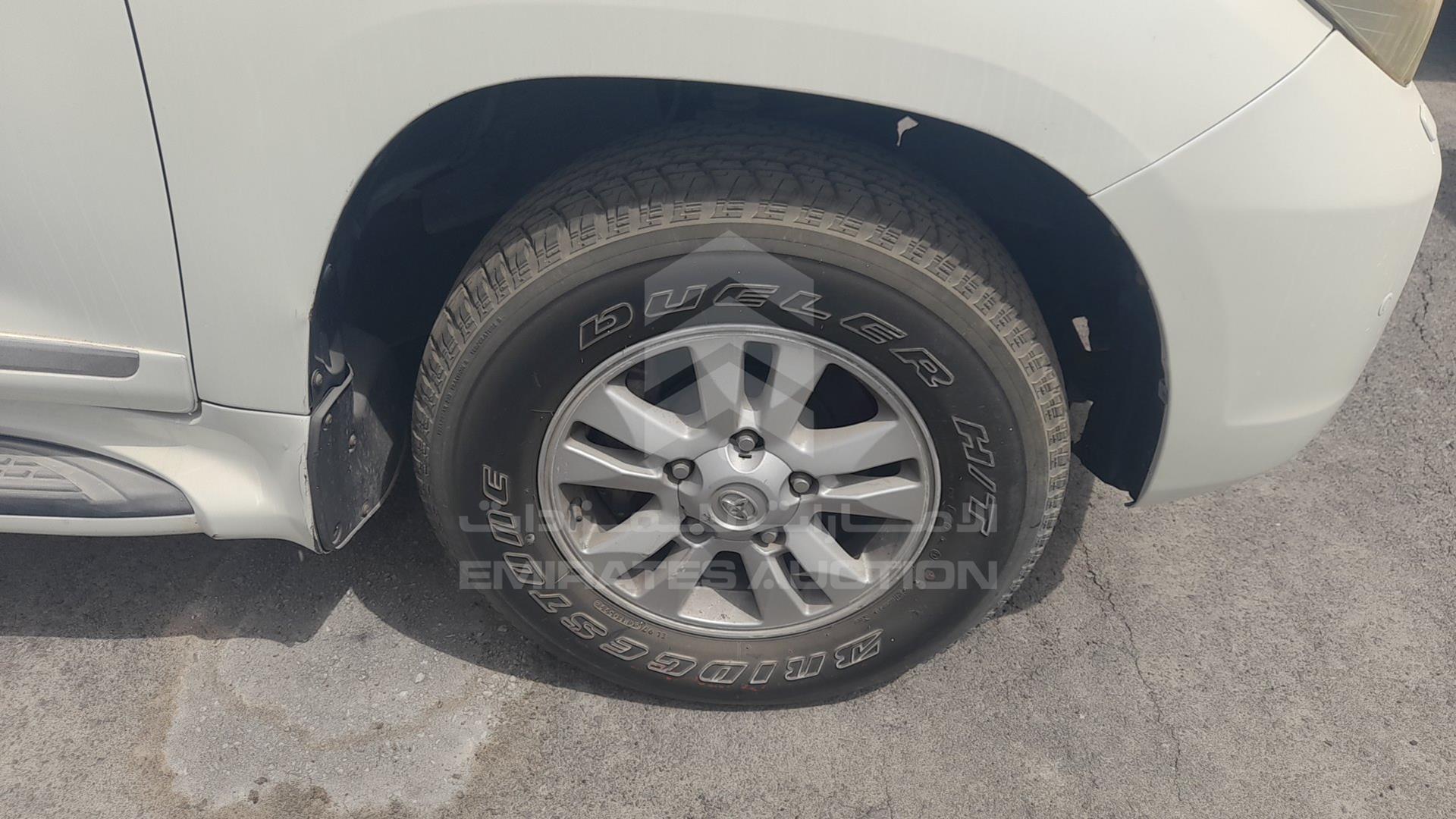 2011 TOYOTA LAND CRUISER VIN: JTMHU09J6B5052743